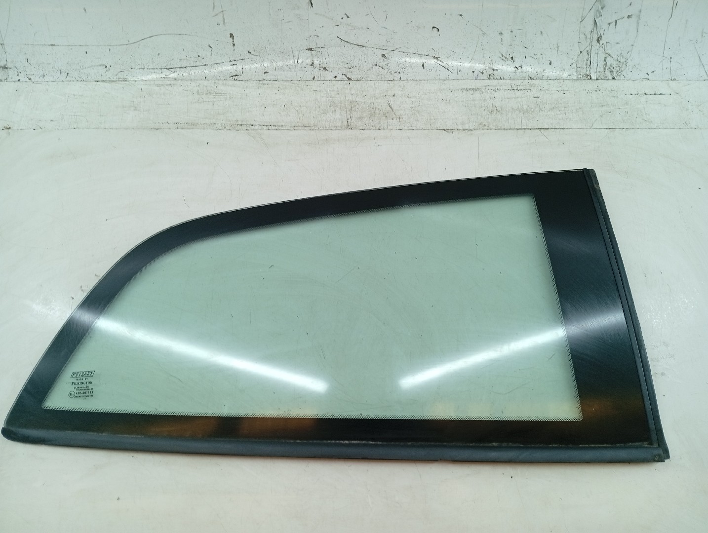 Vidro Painel Tras Direito FIAT STILO (192_) | 01 - 10