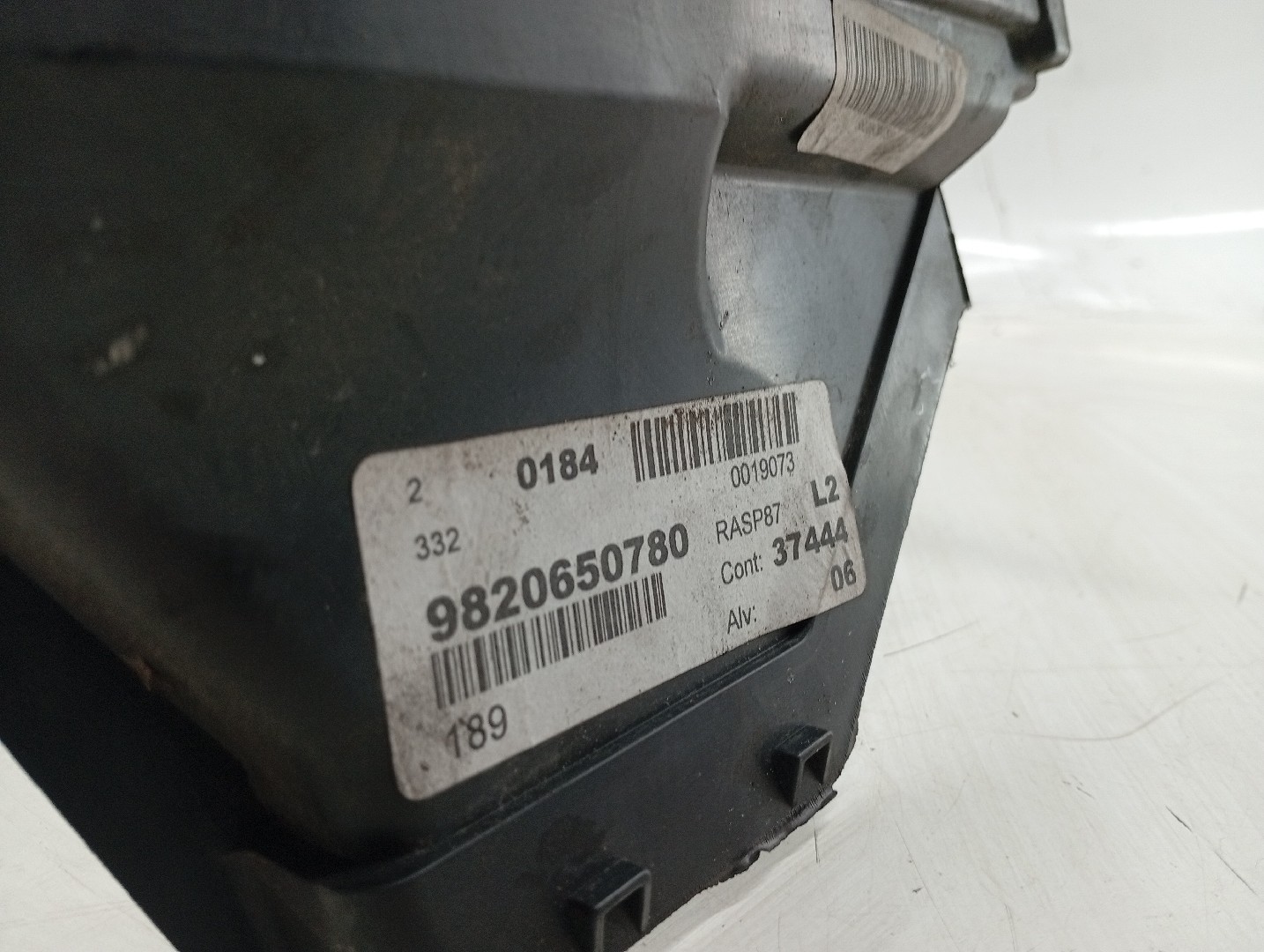 Duto de ar PEUGEOT 3008 SUV (M_) | 16 -  Imagem-2