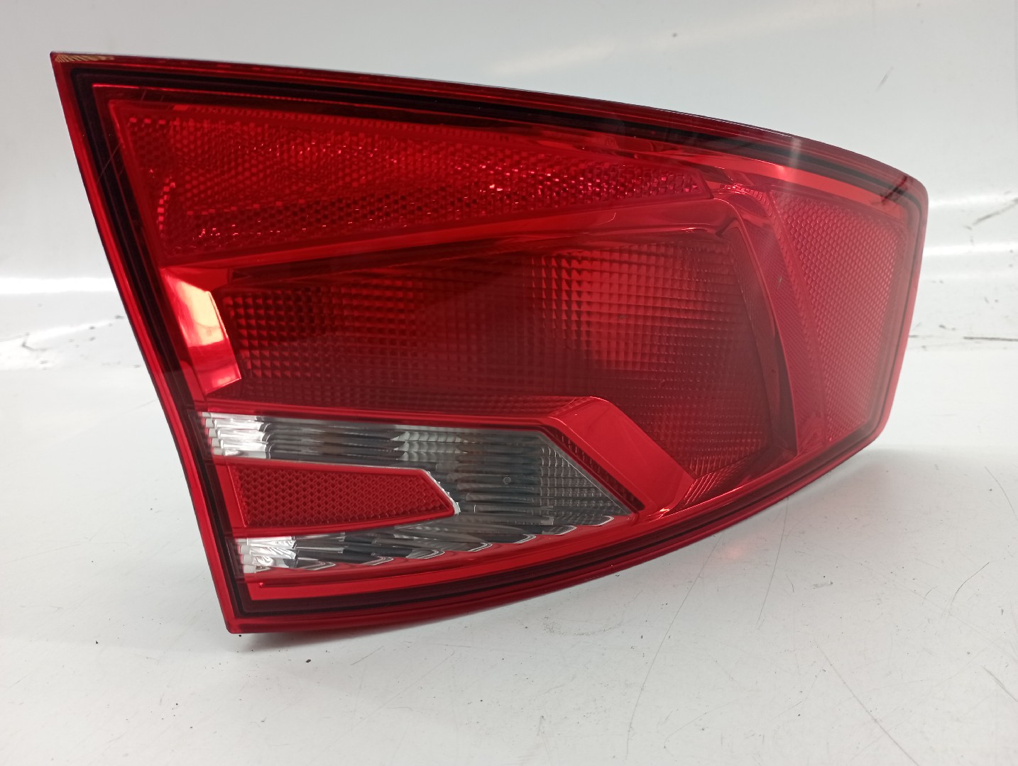Farolim Stop Esquerdo SEAT TOLEDO IV (KG3) | 12 - 19 Imagem-6
