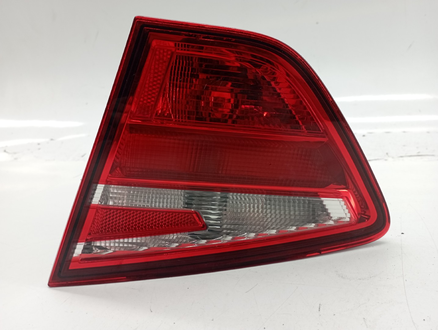 Farolim da Mala Direito SEAT TOLEDO IV (KG3) | 12 - 19 Imagem-5