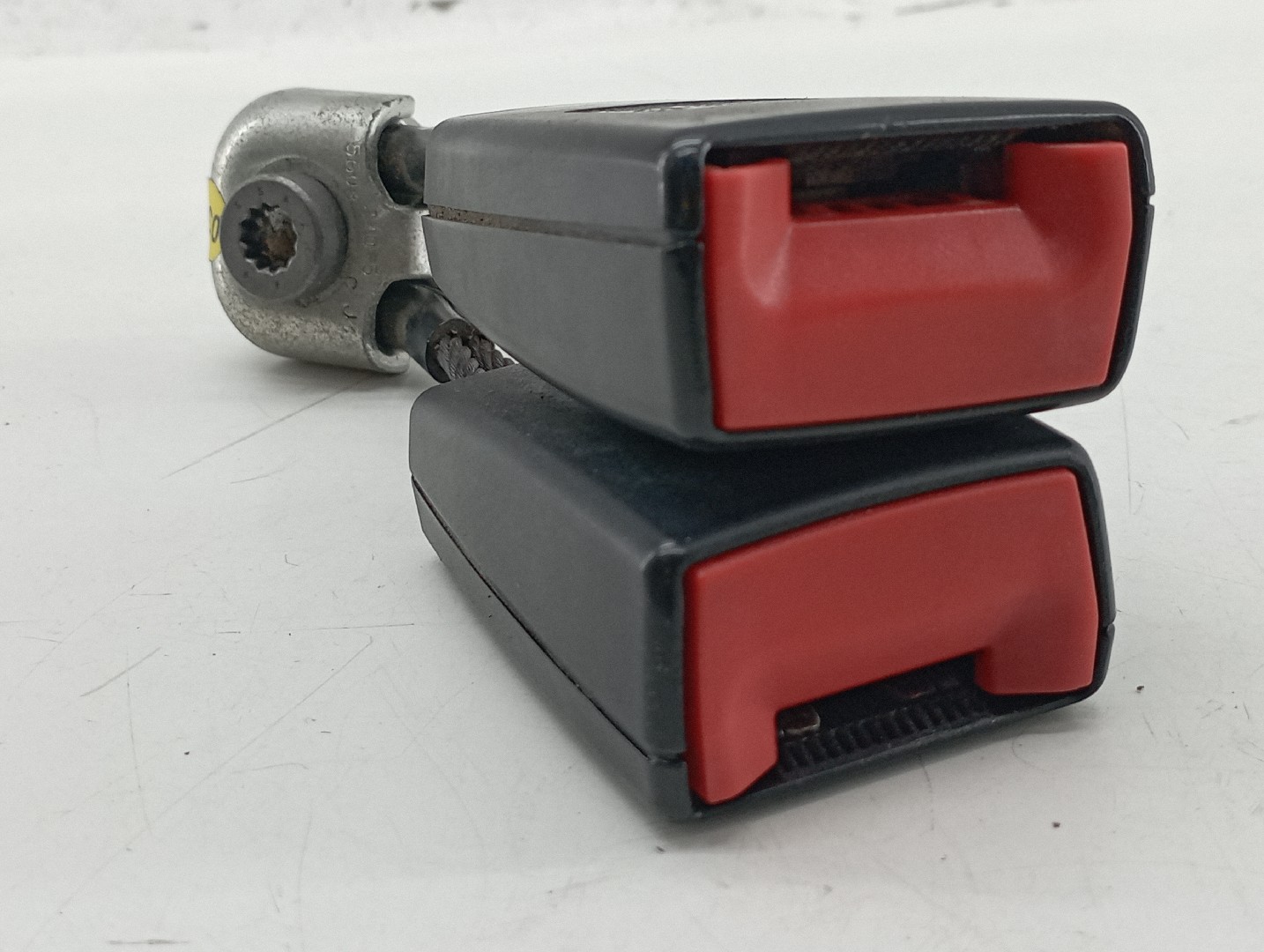 Encaixe cinto traseiro SEAT TOLEDO IV (KG3) | 12 - 19