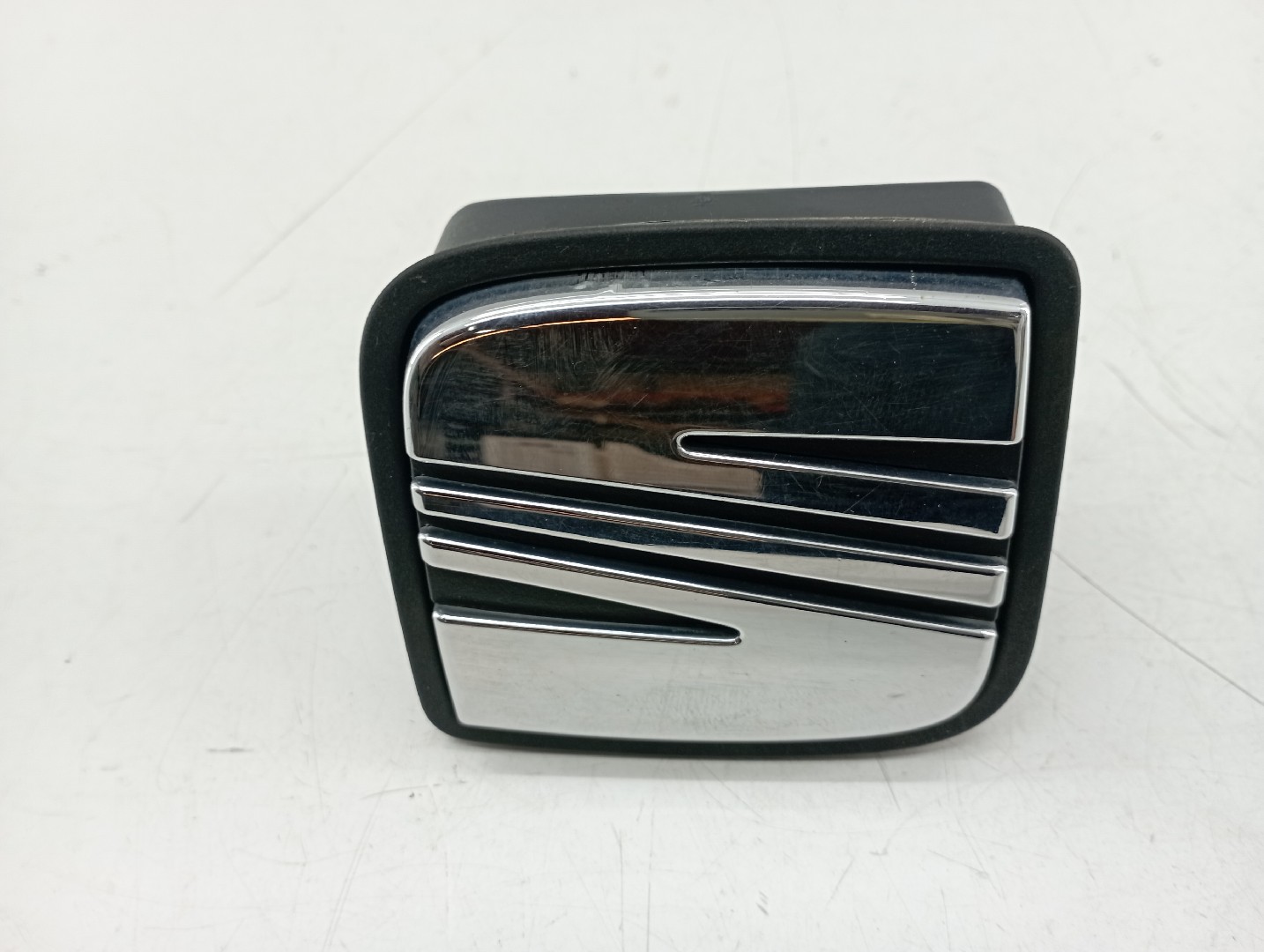 Puxador da Mala SEAT TOLEDO IV (KG3) | 12 - 19