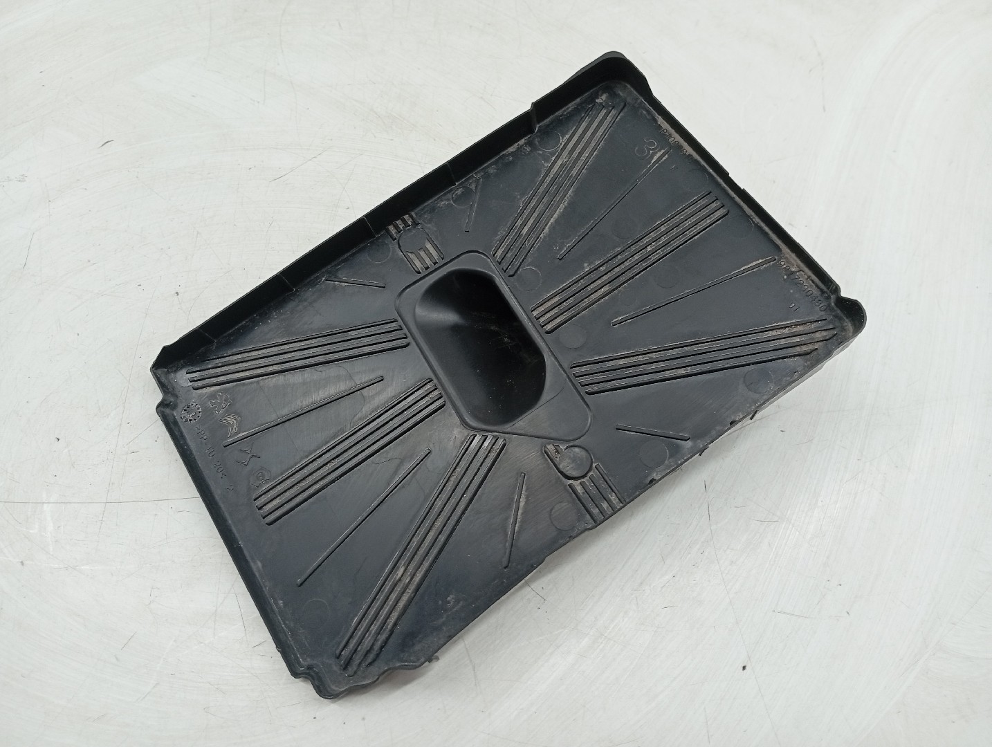 Tampa de bateria PEUGEOT 3008 SUV (M_) | 16 - 