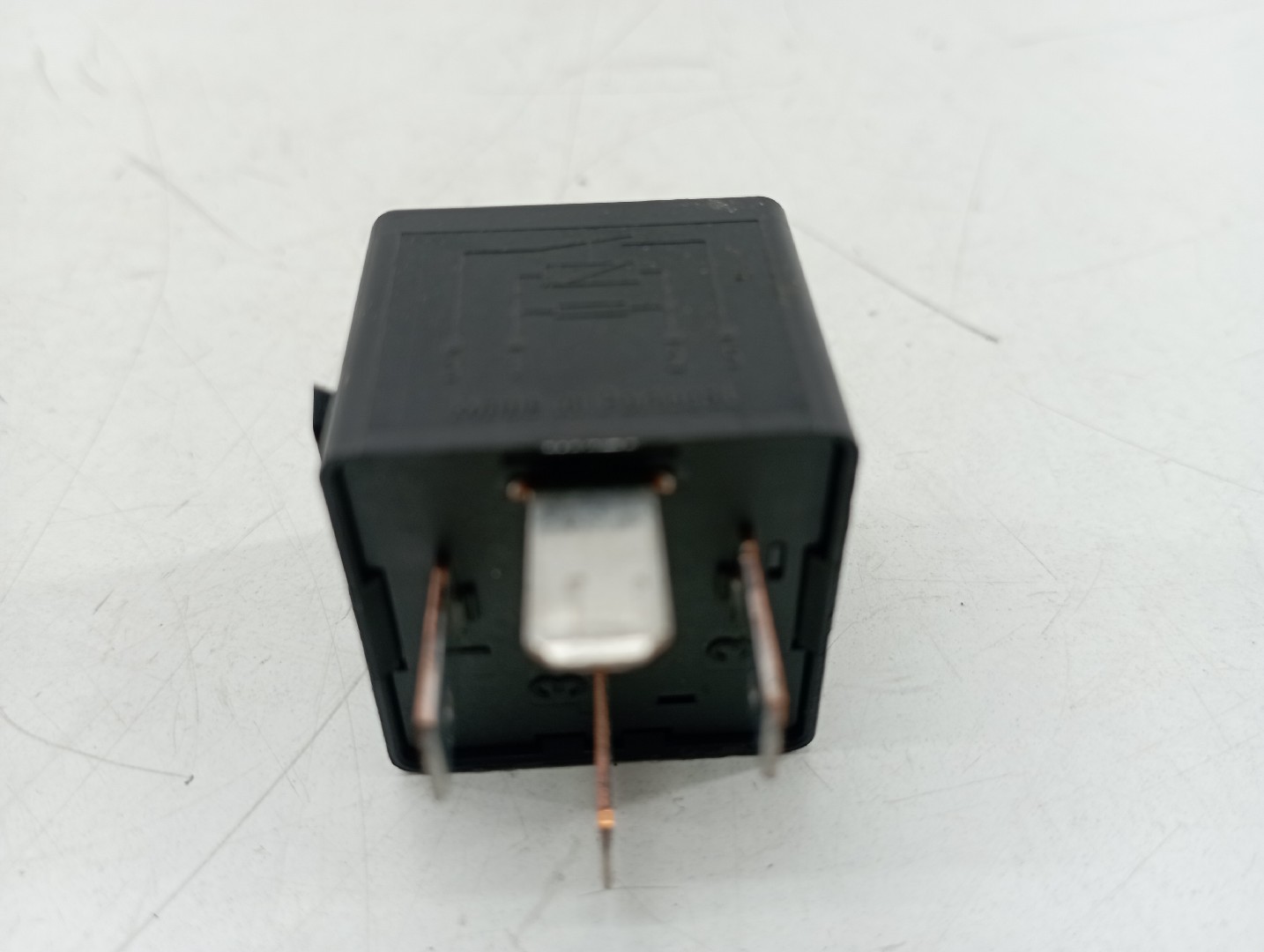 Relé de bomba de combustível SEAT TOLEDO IV (KG3) | 12 - 19 Imagem-4