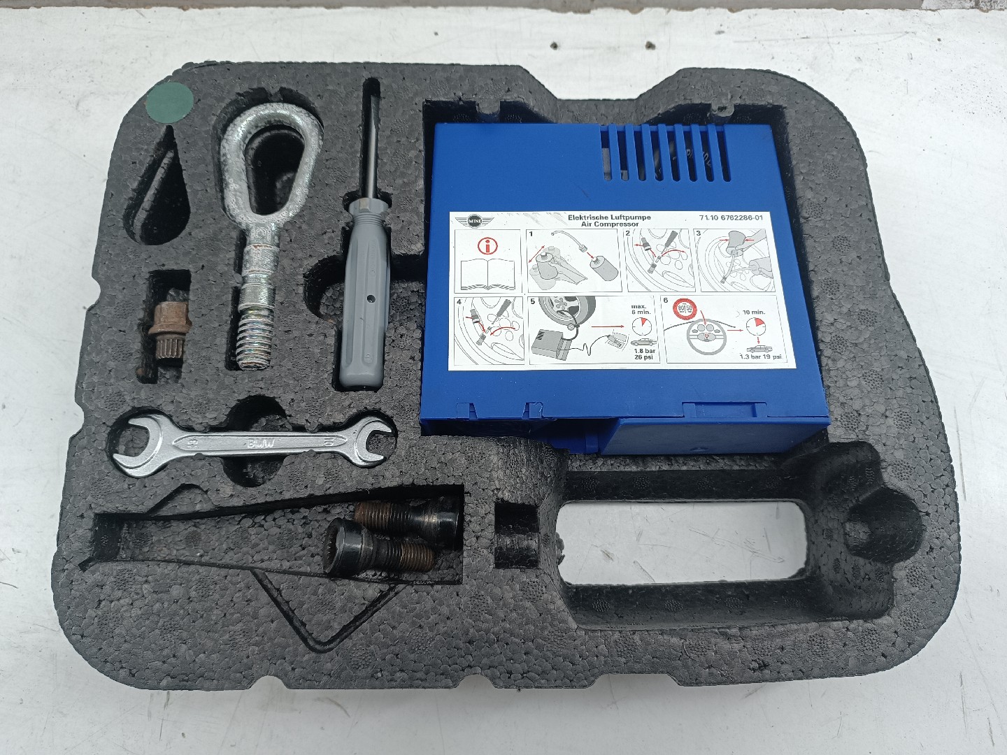 Kit de troca de pneu MINI MINI (R50, R53) | 01 - 06