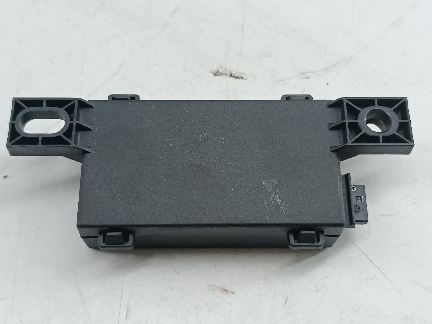 Amplificador de antena MINI MINI (R50, R53) | 01 - 06 Imagem-1