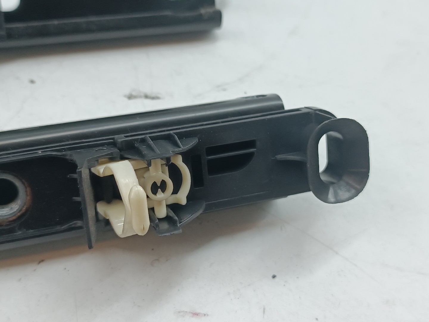 Regulador de altura de cinto MINI MINI (R50, R53) | 01 - 06 Imagem-1
