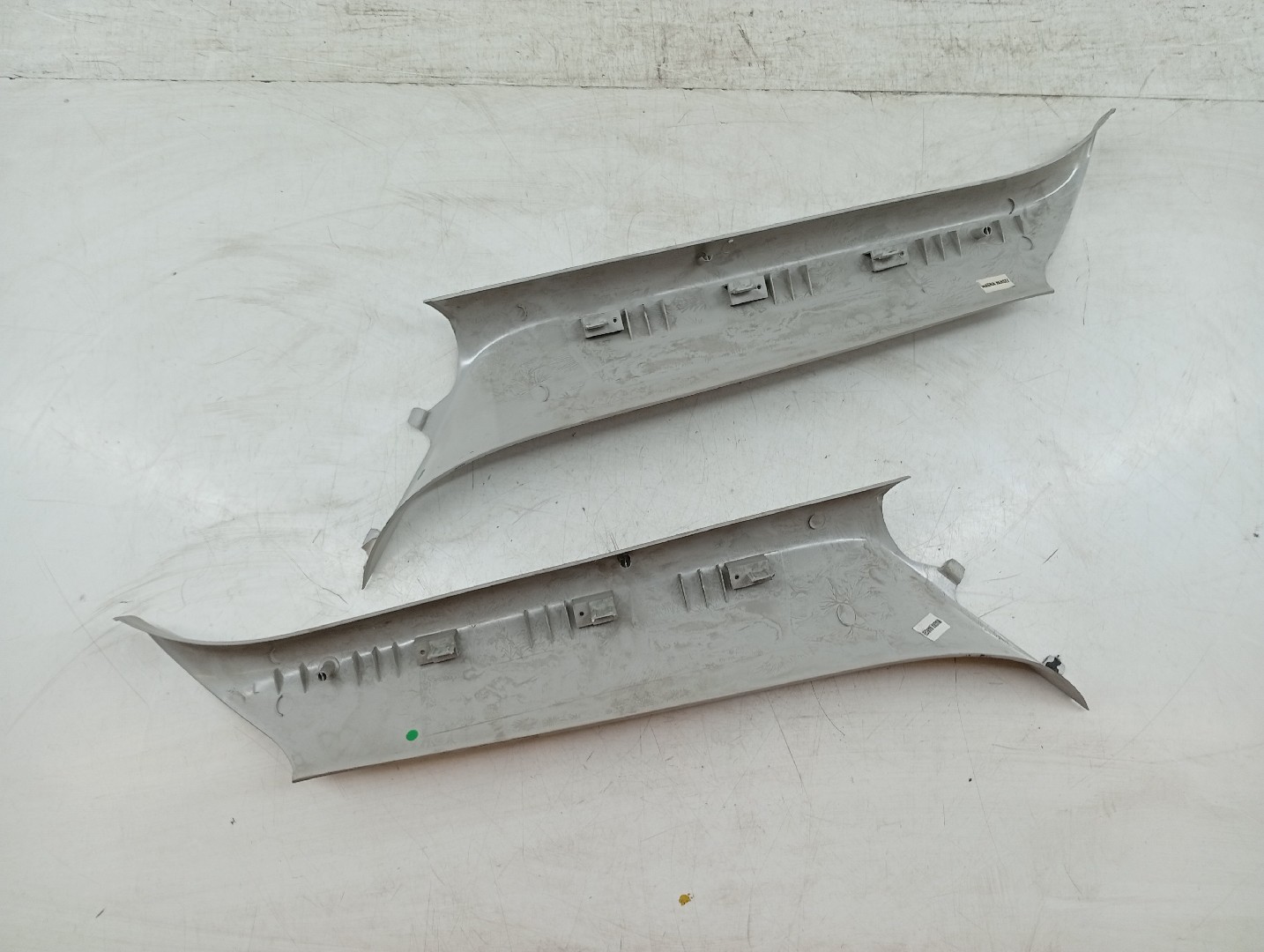 Moldura de pilar A MINI MINI (R50, R53) | 01 - 06 Imagem-4
