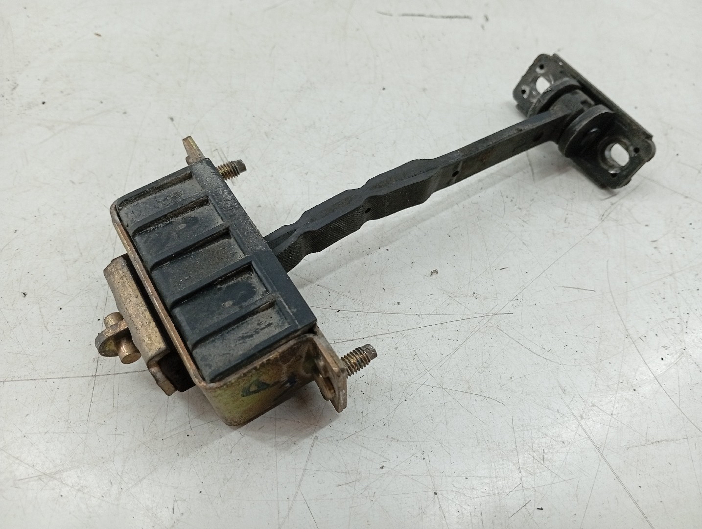 Esticador / Limitador de porta da frente MERCEDES-BENZ E-CLASS (W211) | 02 - 09