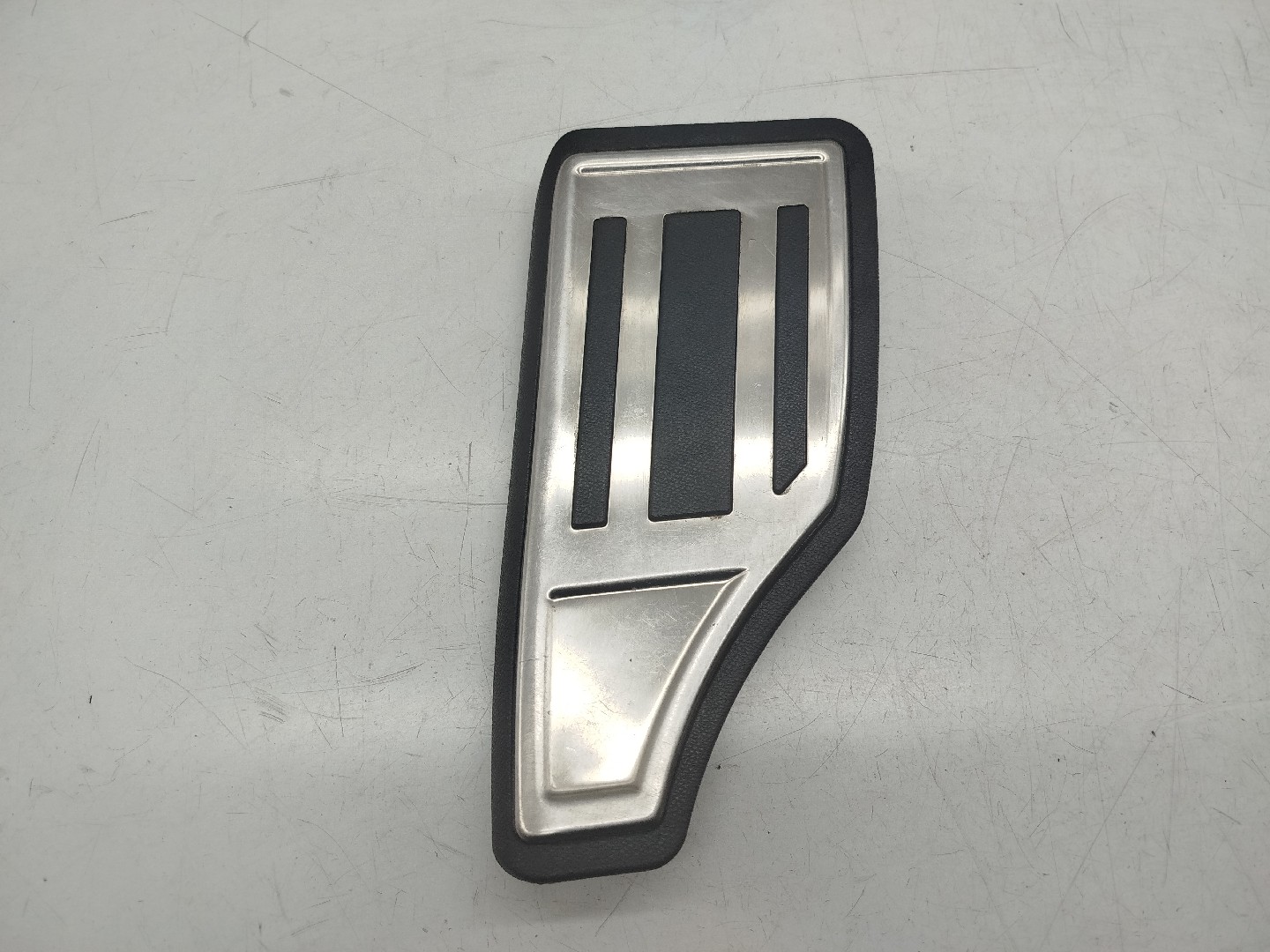 Suporte descanso de pé PEUGEOT 508 SW II (FC_, FJ_, F4_) | 18 - 
