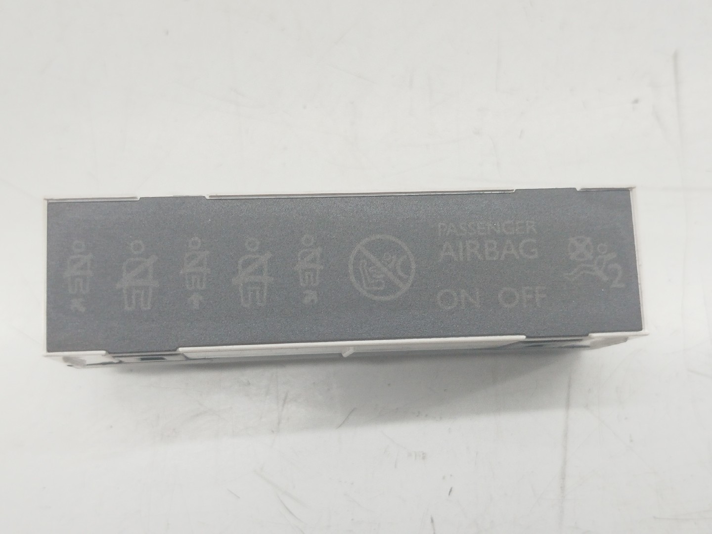 Plafonier com luz de airbag PEUGEOT 508 SW II (FC_, FJ_, F4_) | 18 - 