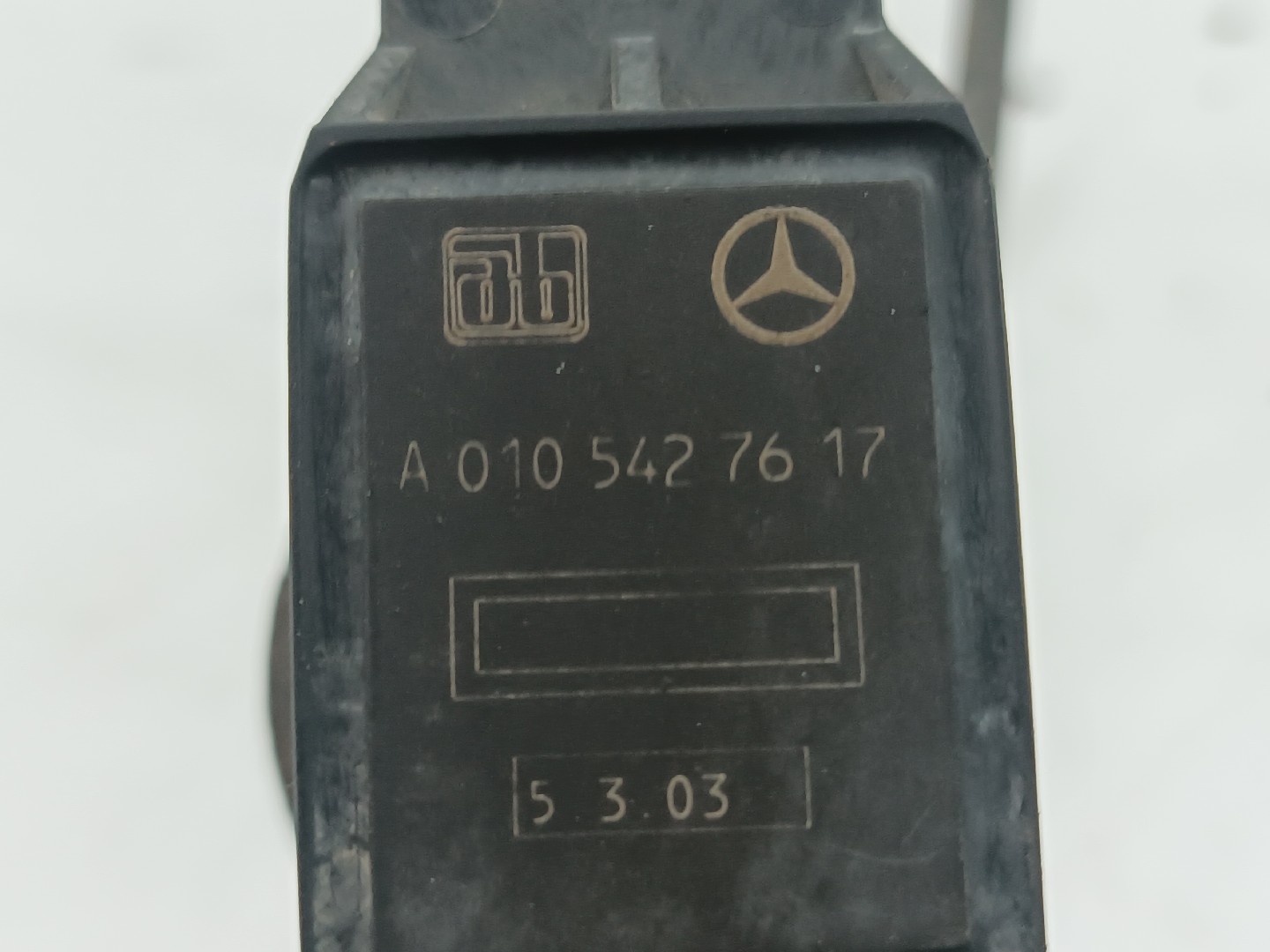 Sensor de nível de altura MERCEDES-BENZ E-CLASS T-Model (S211) | 03 - 09 Imagem-2