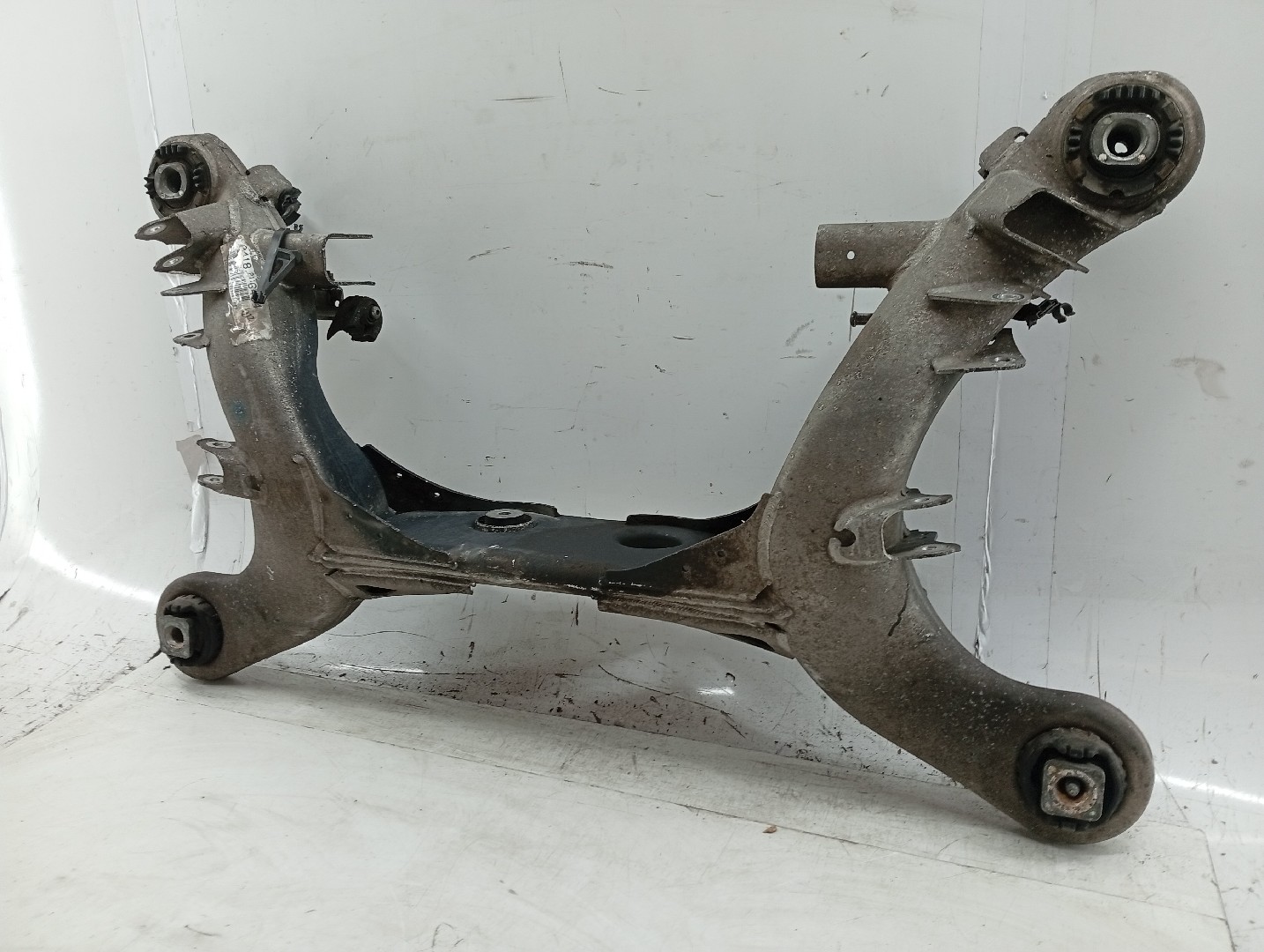 Charriot MERCEDES-BENZ E-CLASS T-Model (S211) | 03 - 09 Imagem-3