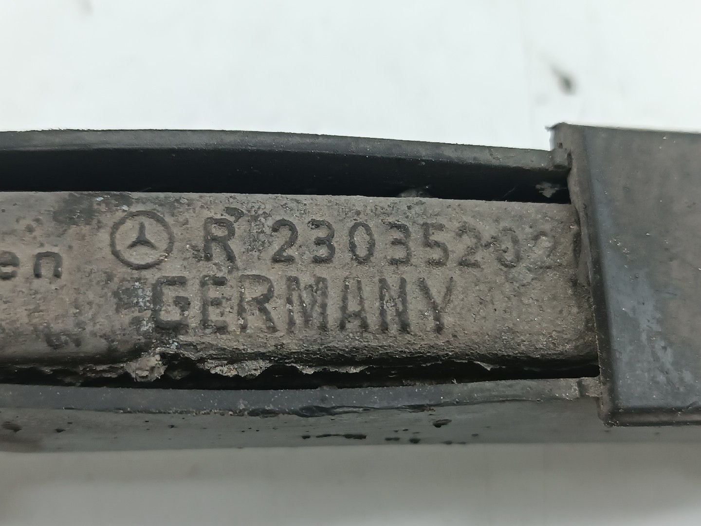 Braço de suspensão traseiro esquerdo MERCEDES-BENZ E-CLASS T-Model (S211) | 03 - 09 Imagem-3