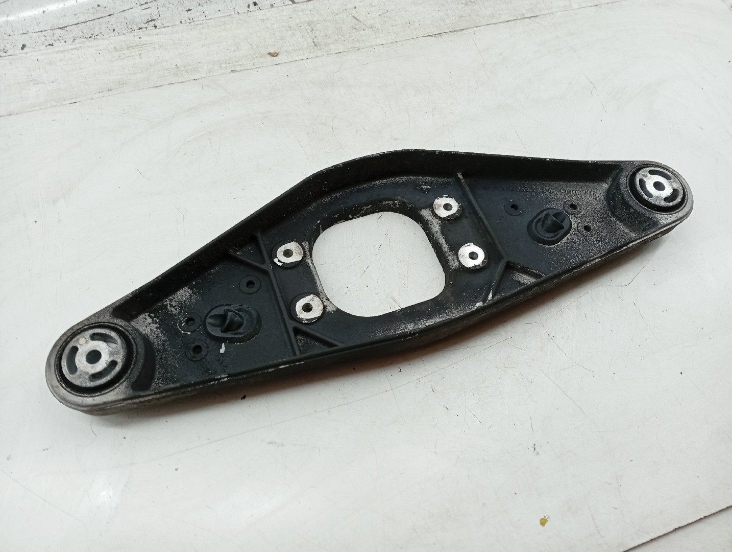 Apoio de Diferencial MERCEDES-BENZ E-CLASS T-Model (S211) | 03 - 09