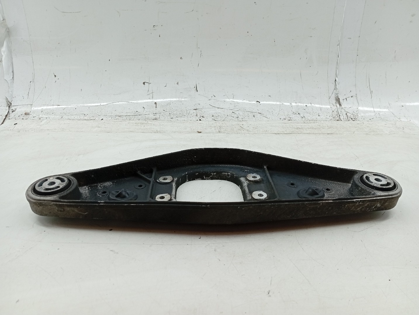 Apoio de Diferencial MERCEDES-BENZ E-CLASS T-Model (S211) | 03 - 09 Imagem-2