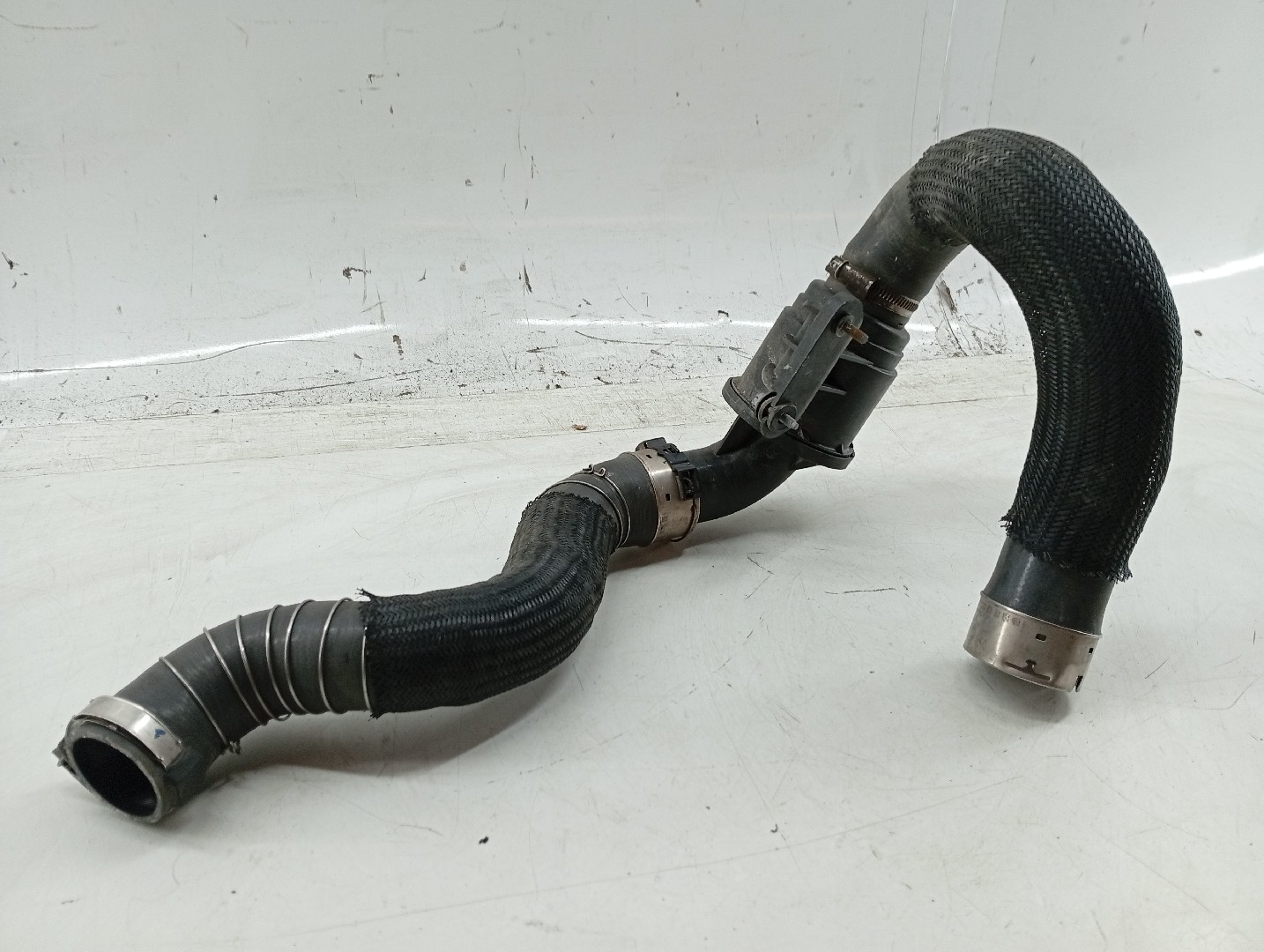 Tubagem do Intercooler PEUGEOT 508 II (FB_, FH_, F3_) | 18 -  Imagem-2