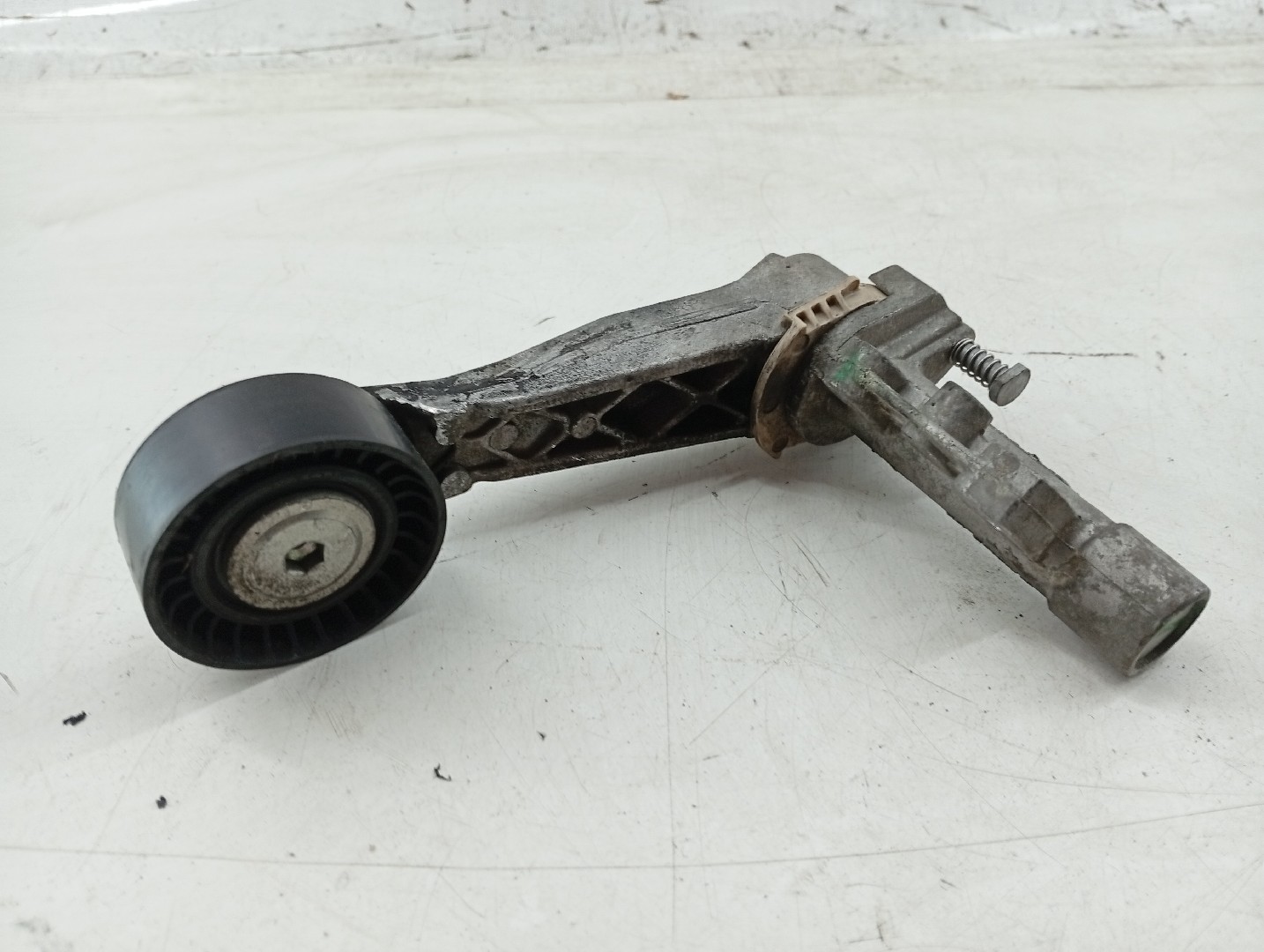 Rolo tensor, correia trapezoidal PEUGEOT 508 II (FB_, FH_, F3_) | 18 -  Imagem-1