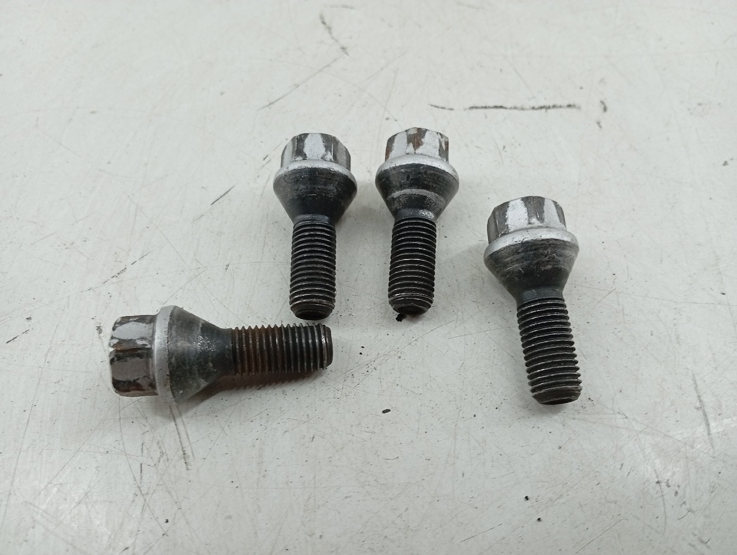 Pernos BMW 3 Coupé (E92) | 05 - 13