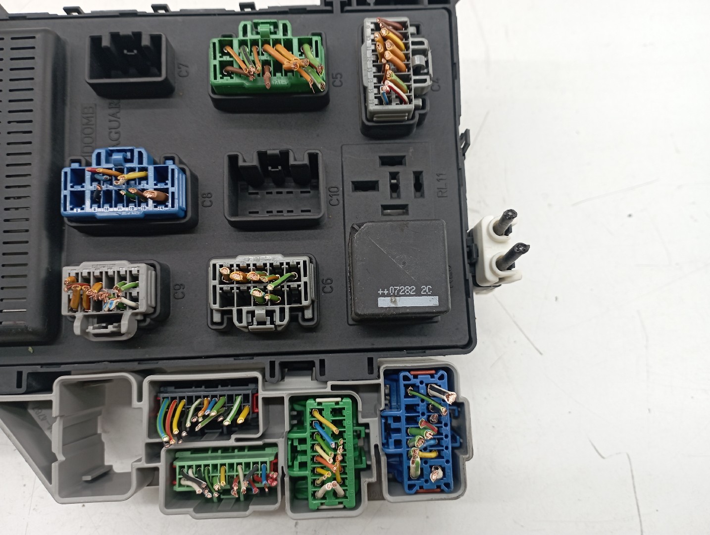 Caixa de fusíveis e relés JAGUAR X-TYPE (X400) | 01 - 09 Imagem-3