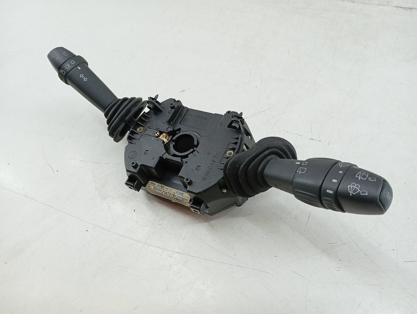 Comutador de Luzes /Piscas /Limpa Para-Brisas FIAT STILO (192_) | 01 - 10 Imagem-3