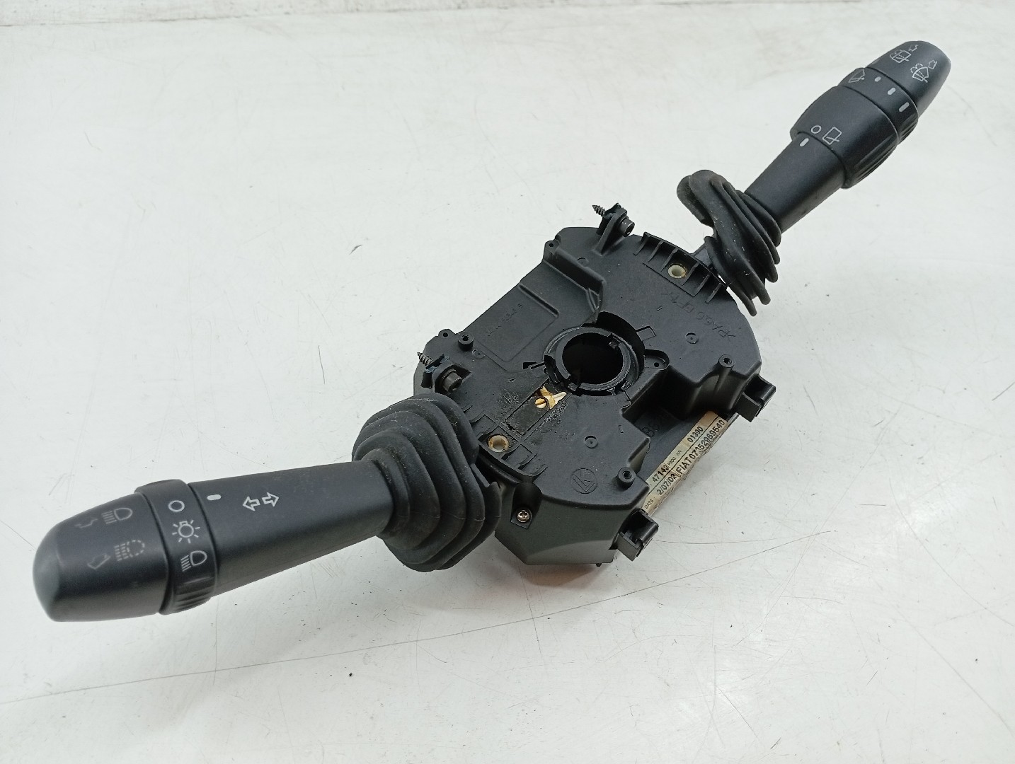 Comutador de Luzes /Piscas /Limpa Para-Brisas FIAT STILO (192_) | 01 - 10 Imagem-1