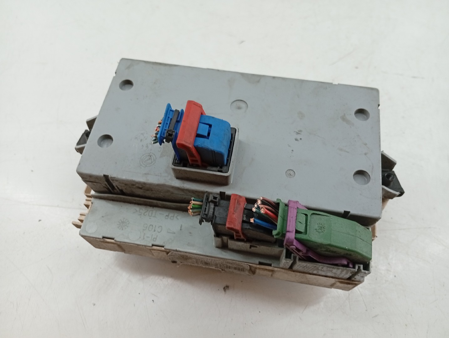 Caixa de fusíveis e relés FIAT STILO (192_) | 01 - 10 Imagem-2