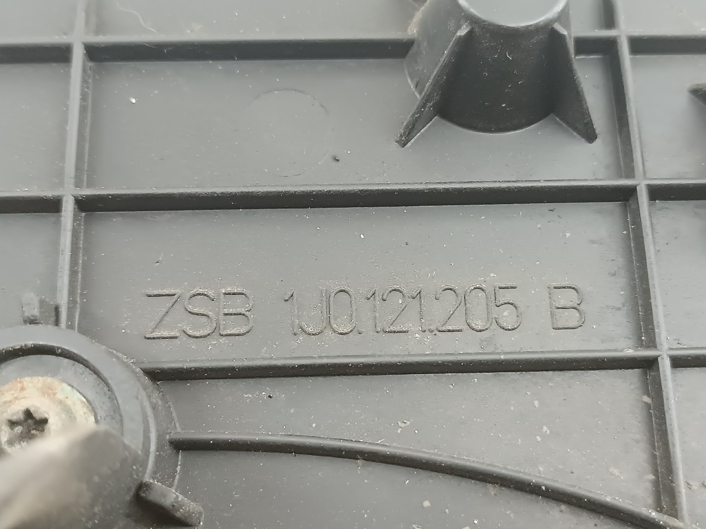 Conj. de 2/3  radiadores c/ TermoVentilador VOLKSWAGEN GOLF IV (1J1) | 97 - 07 Imagem-4