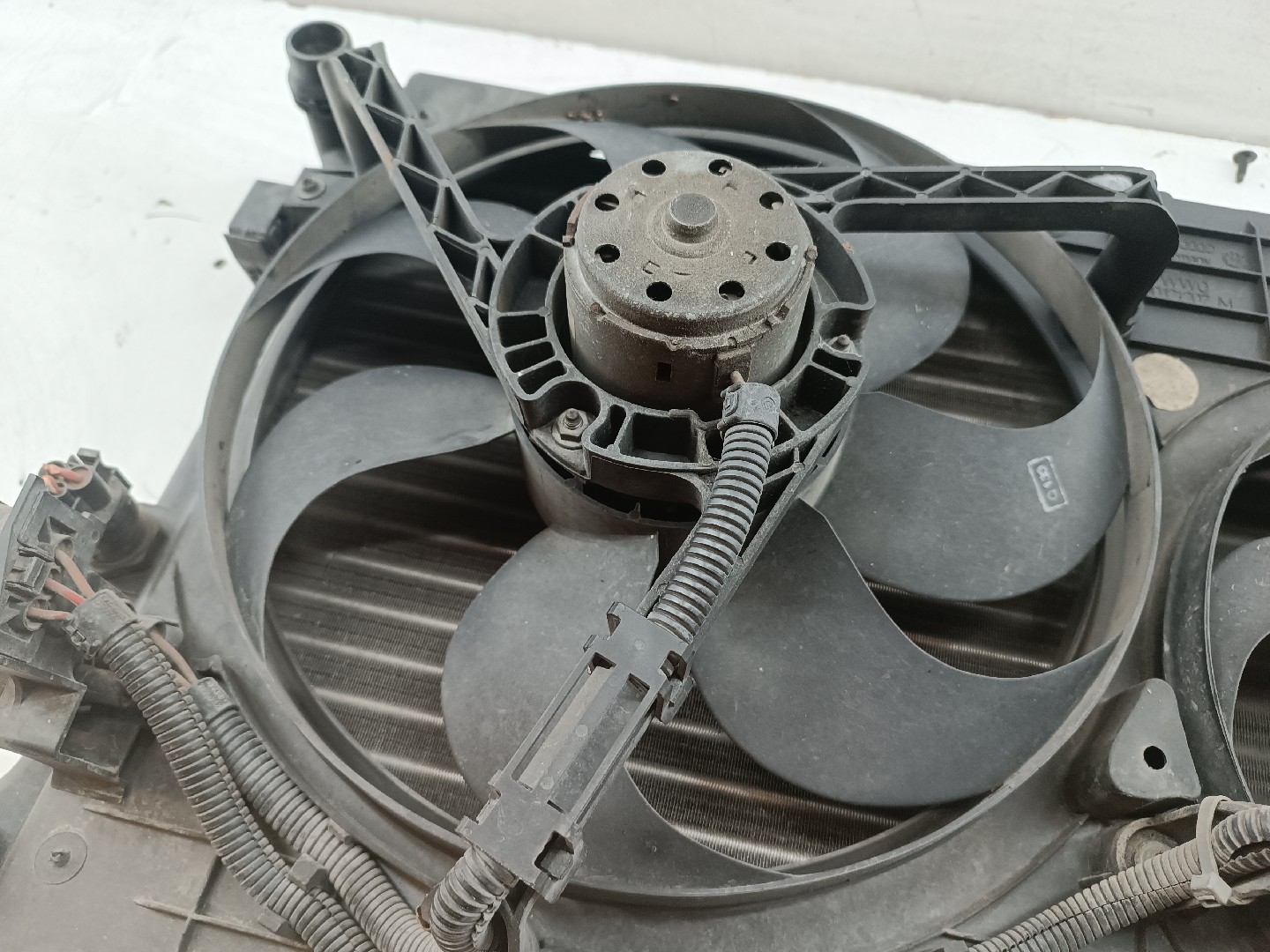 Conj. de 2/3  radiadores c/ TermoVentilador VOLKSWAGEN GOLF IV (1J1) | 97 - 07 Imagem-2