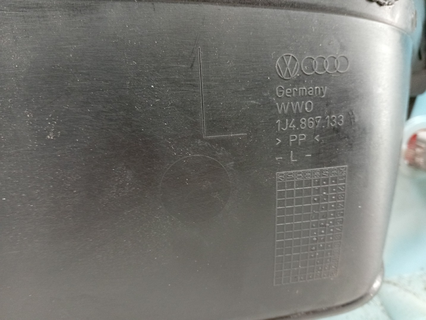 Quartela de porta frente esquerda VOLKSWAGEN GOLF IV (1J1) | 97 - 07 Imagem-1