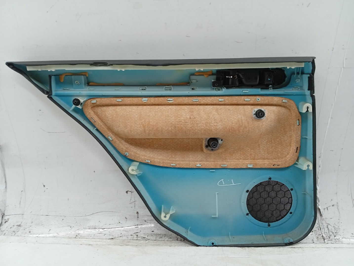 Quartela de porta trás direita VOLKSWAGEN GOLF IV (1J1) | 97 - 07