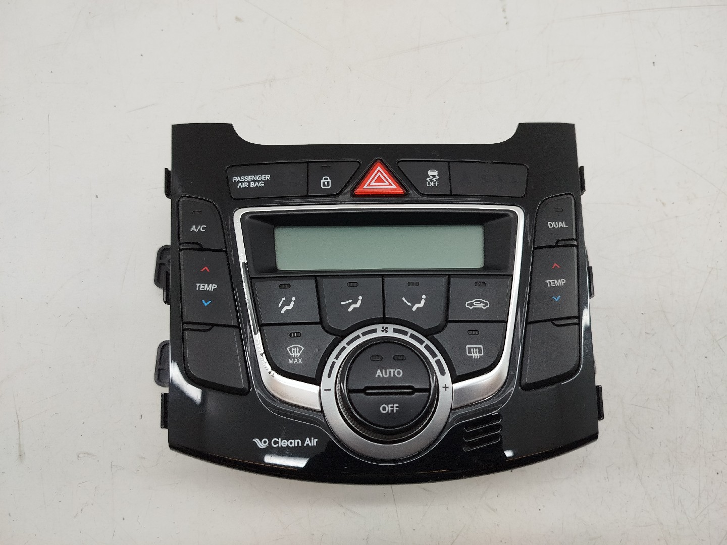 Consola da sofagem HYUNDAI i30 (GD) | 11 - 