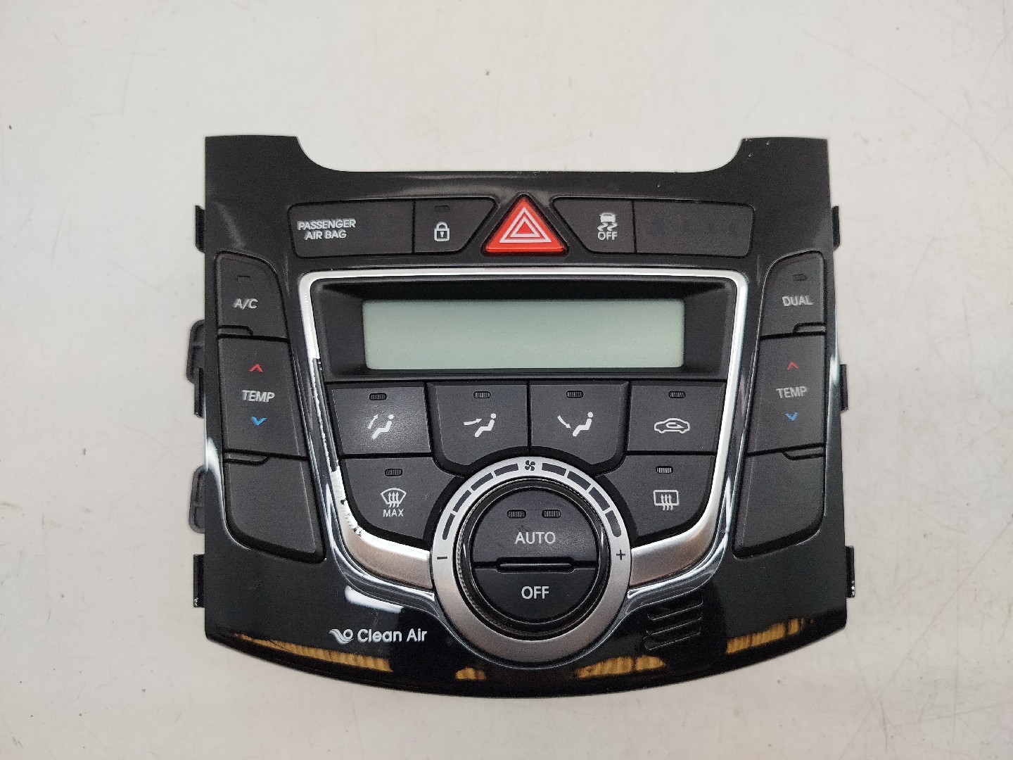 Consola da sofagem HYUNDAI i30 (GD) | 11 -  Imagem-8