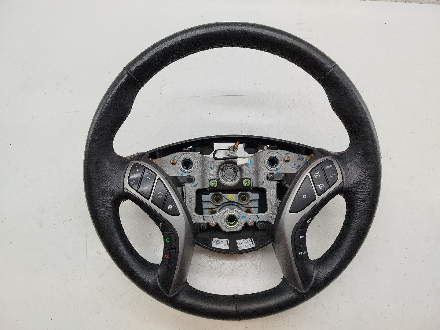steering wheel HYUNDAI i30 (GD) | 11 -  Imagem-8