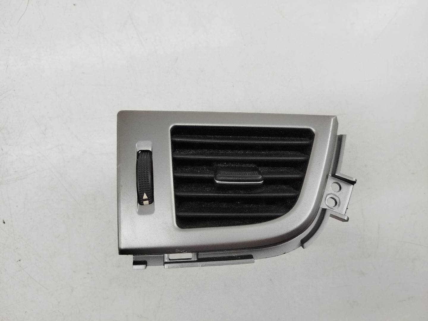 Difusor de ar esquerdo HYUNDAI i30 (GD) | 11 - 