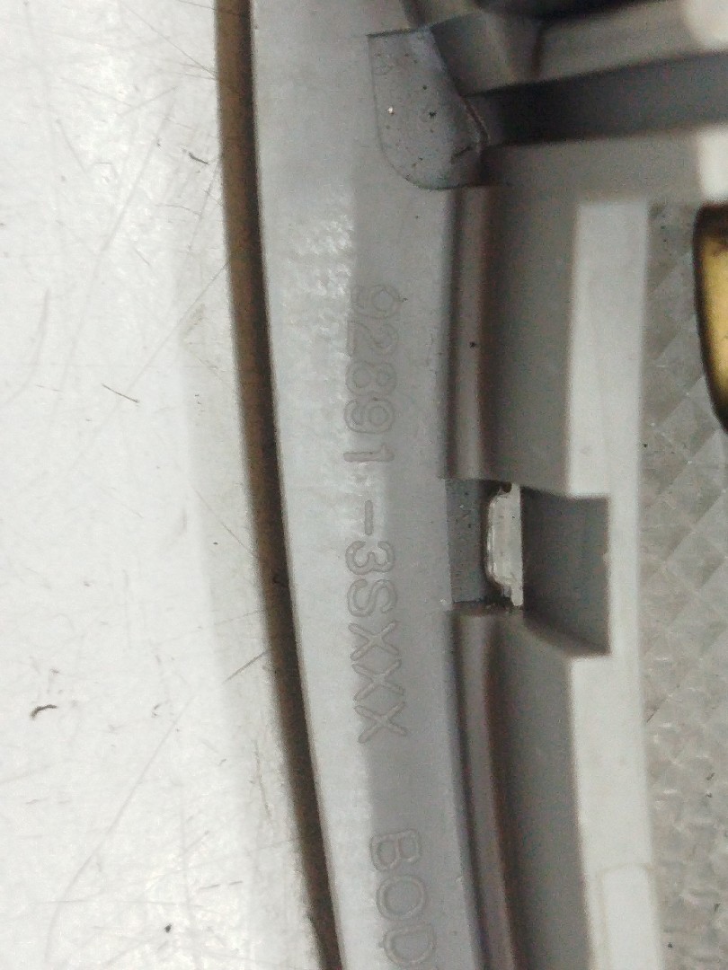 Luz de cortesia HYUNDAI i30 (GD) | 11 -  Imagem-4