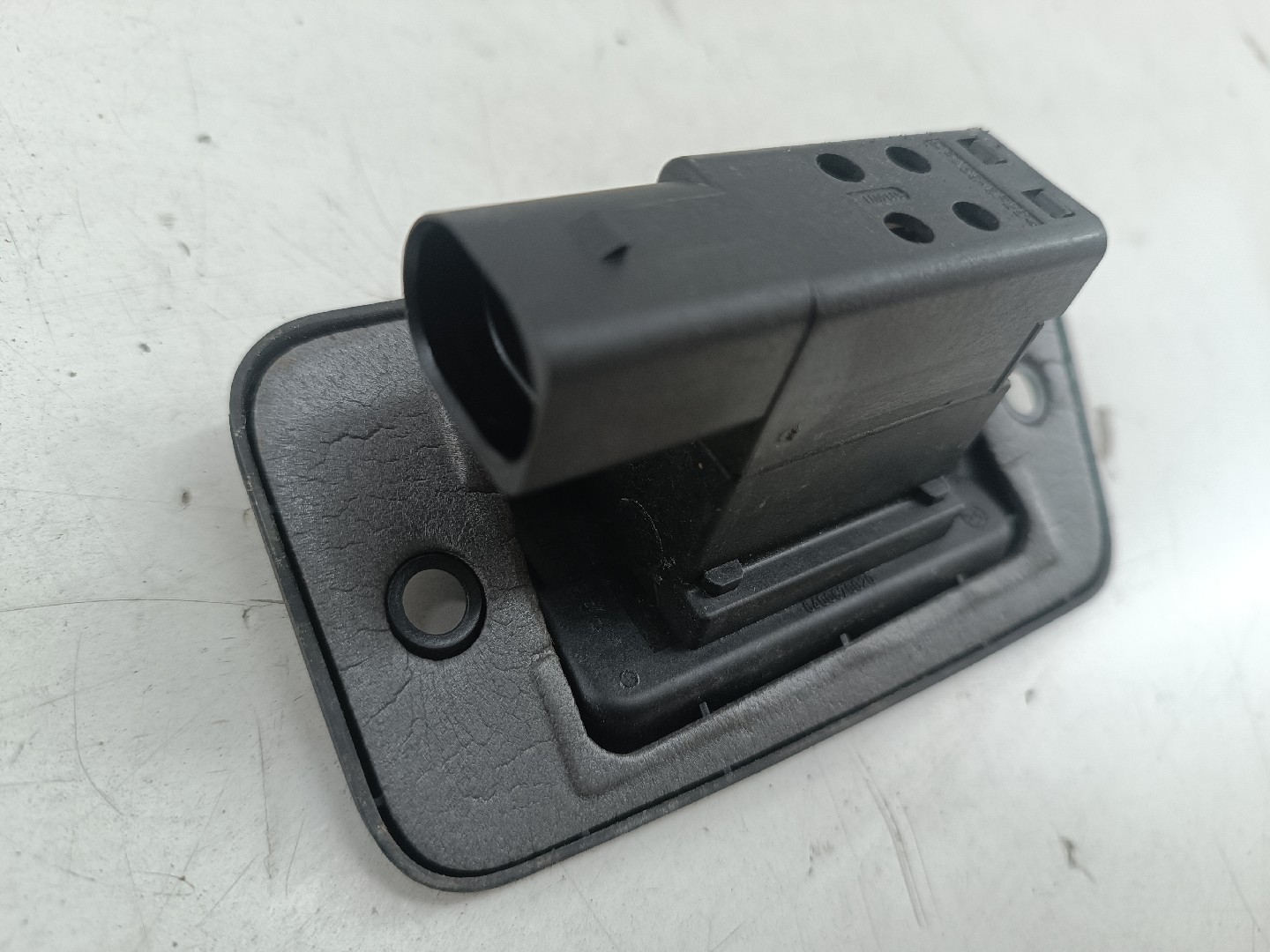 Sensor de contato da trava da porta deslizante VOLKSWAGEN CADDY II Combi (9K9B) | 95 - 04 Imagem-4