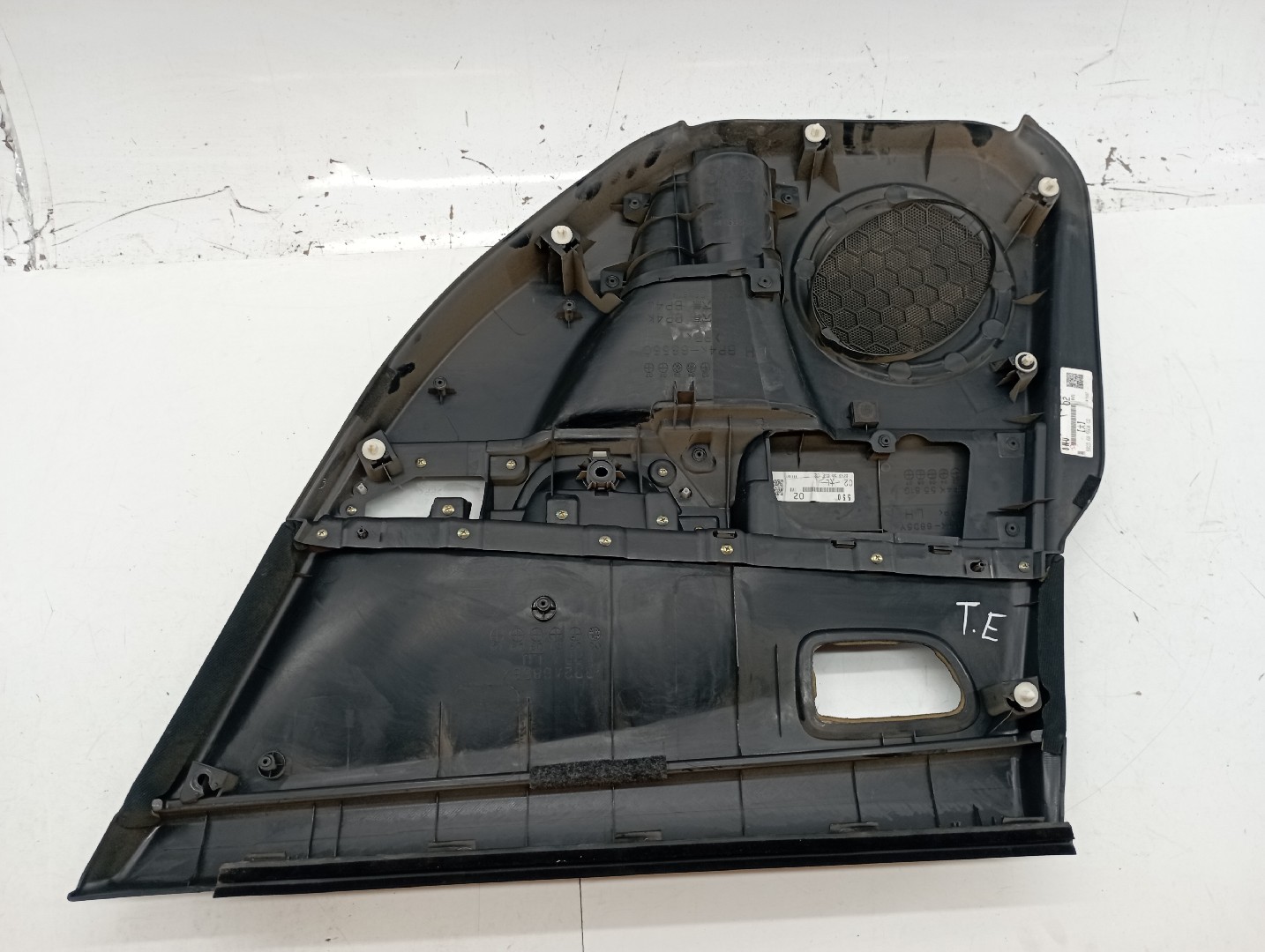 Quartela de porta trás esquerda MAZDA 3 (BK) | 03 - 09 Imagem-1