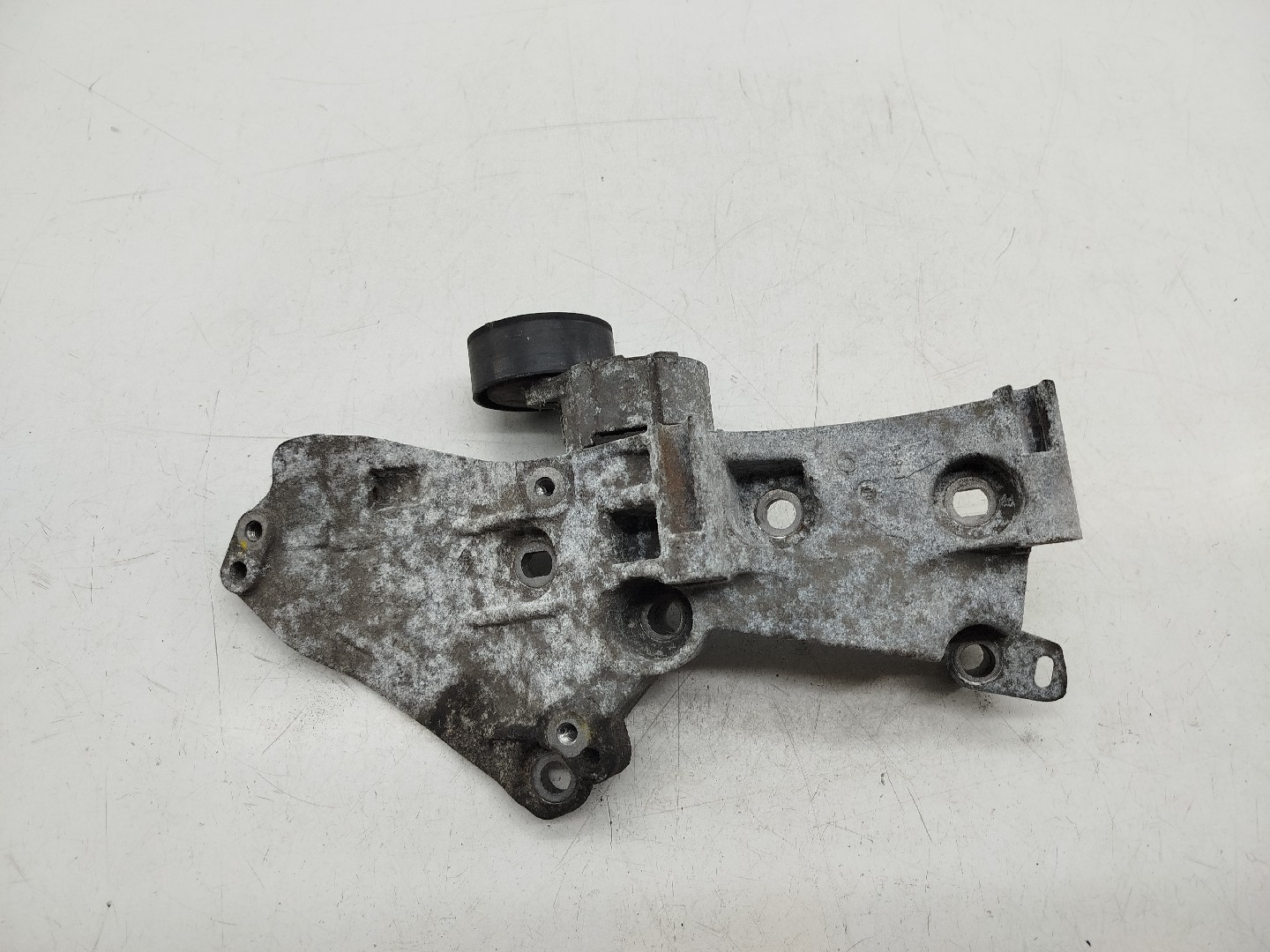 Suporte De Alternador RENAULT MODUS / GRAND MODUS (F/JP0_) | 04 - 