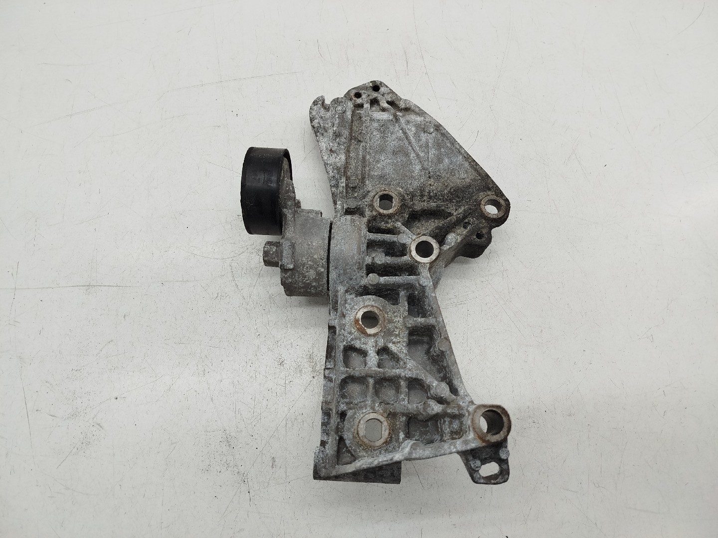 Suporte De Alternador RENAULT MODUS / GRAND MODUS (F/JP0_) | 04 -  Imagem-4