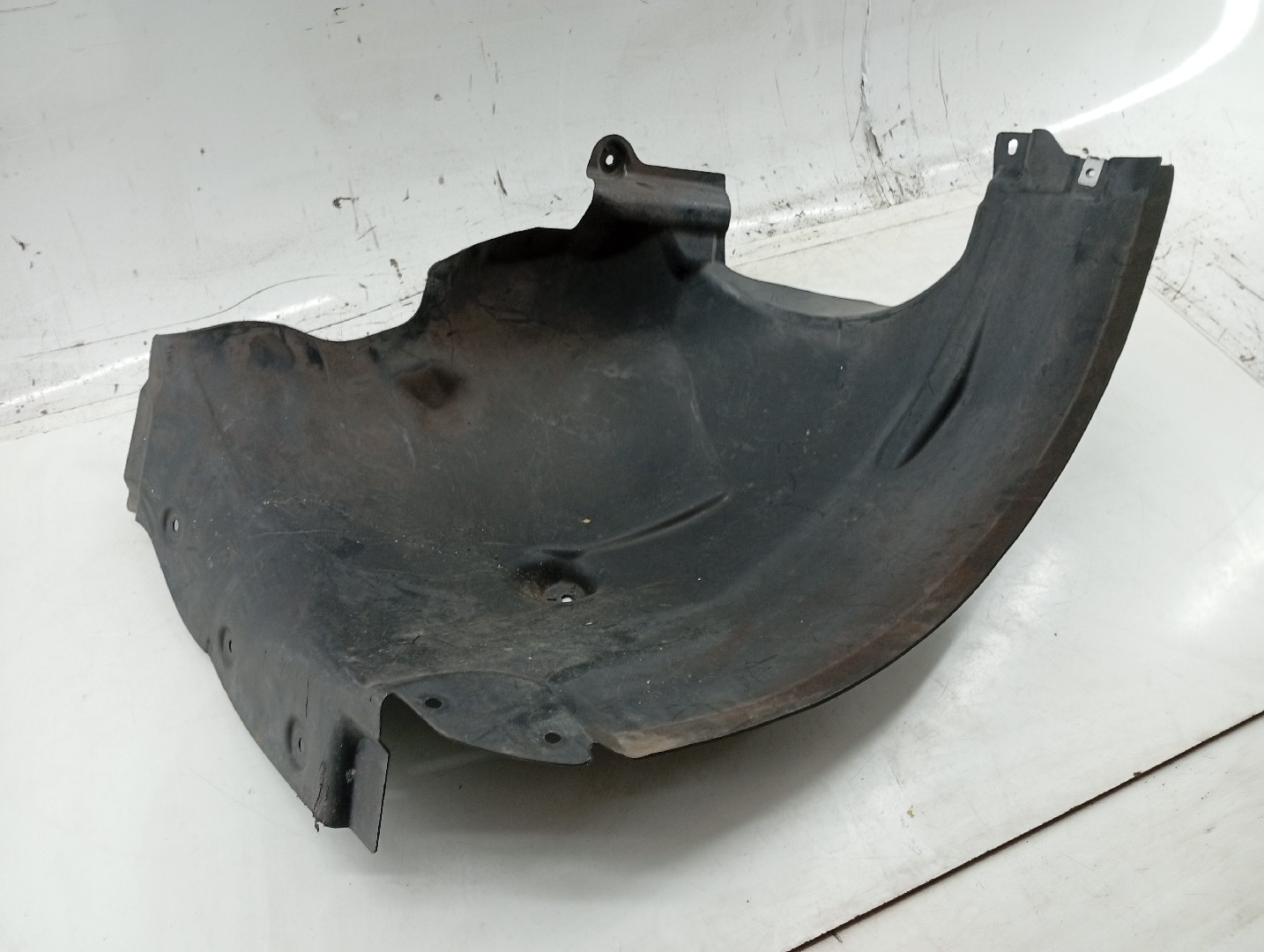 Cava de Roda Frente Esquerda MERCEDES-BENZ CLA (C118) | 19 -  Imagem-6