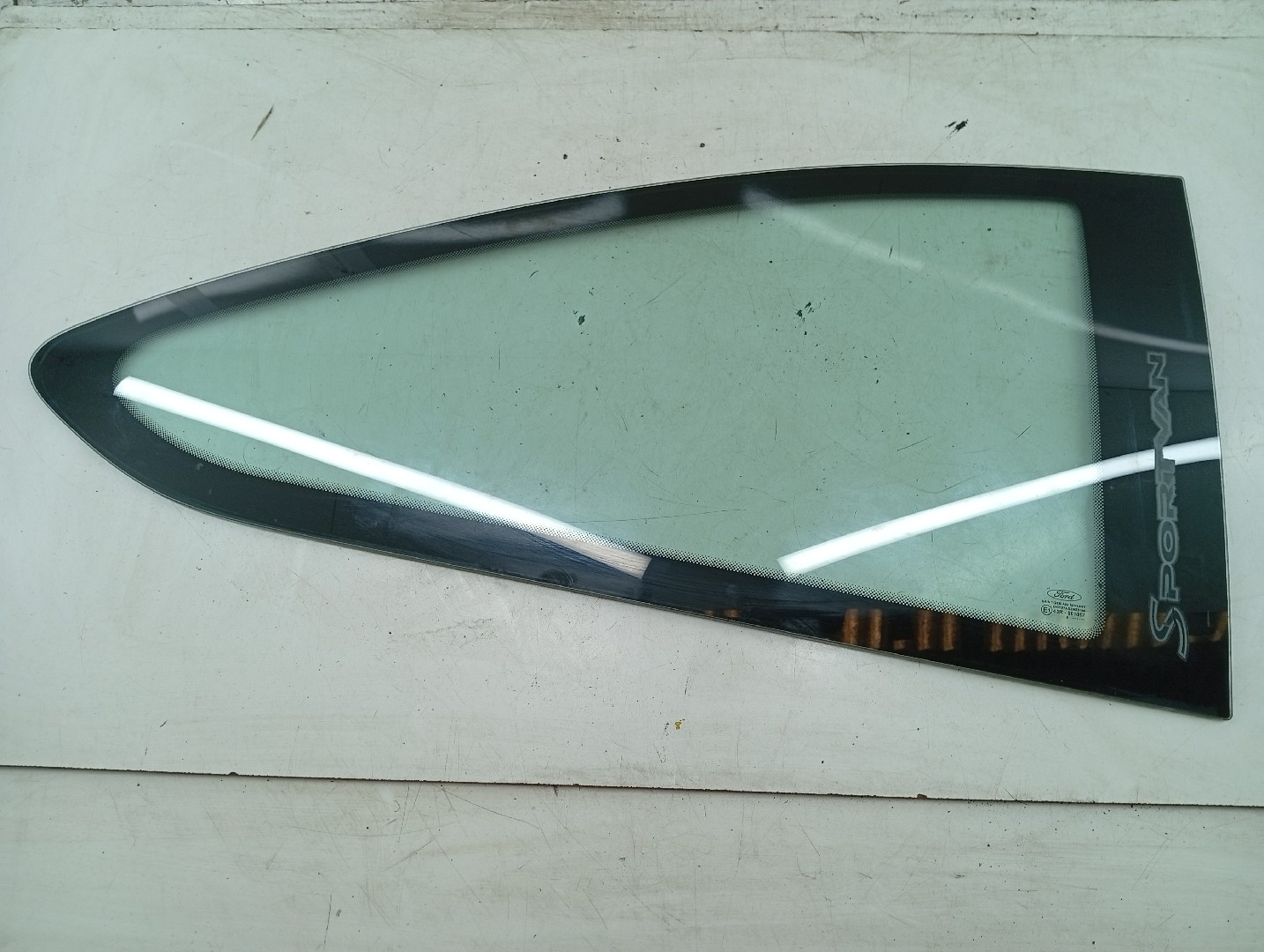 Vidro Painel Tras Direito FORD FOCUS II (DA_, HCP, DP) | 04 - 13