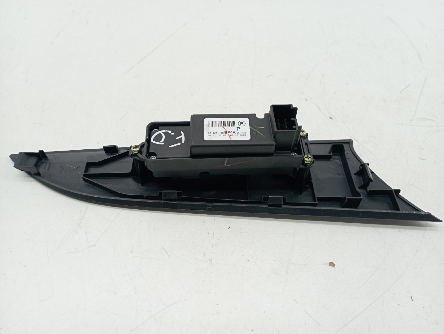 Comutador de vidro frente direito MAZDA 3 (BK) | 03 - 09 Imagem-2