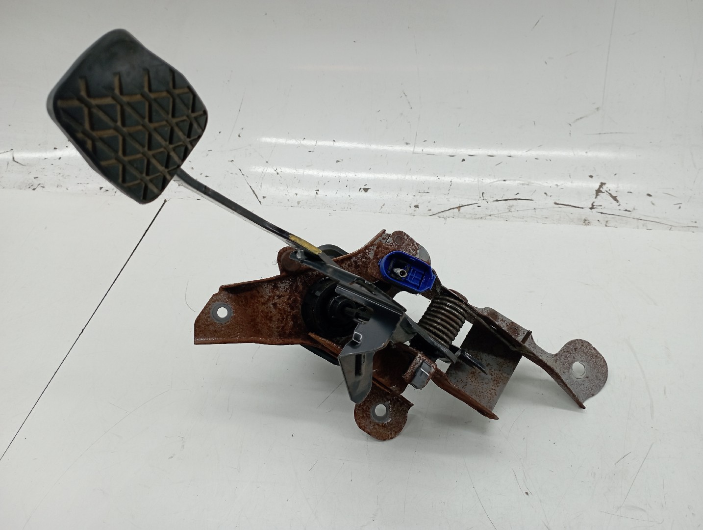 Pedal de embraiagem MAZDA 3 (BK) | 03 - 09