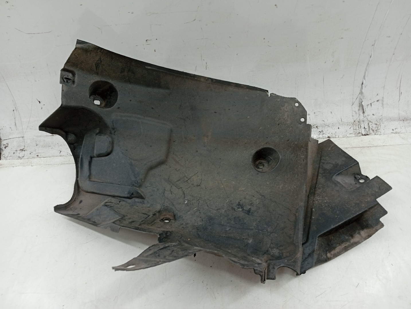 Cava de Roda Frente Esquerda MERCEDES-BENZ C-CLASS (W204) | 07 - 15 Imagem-3