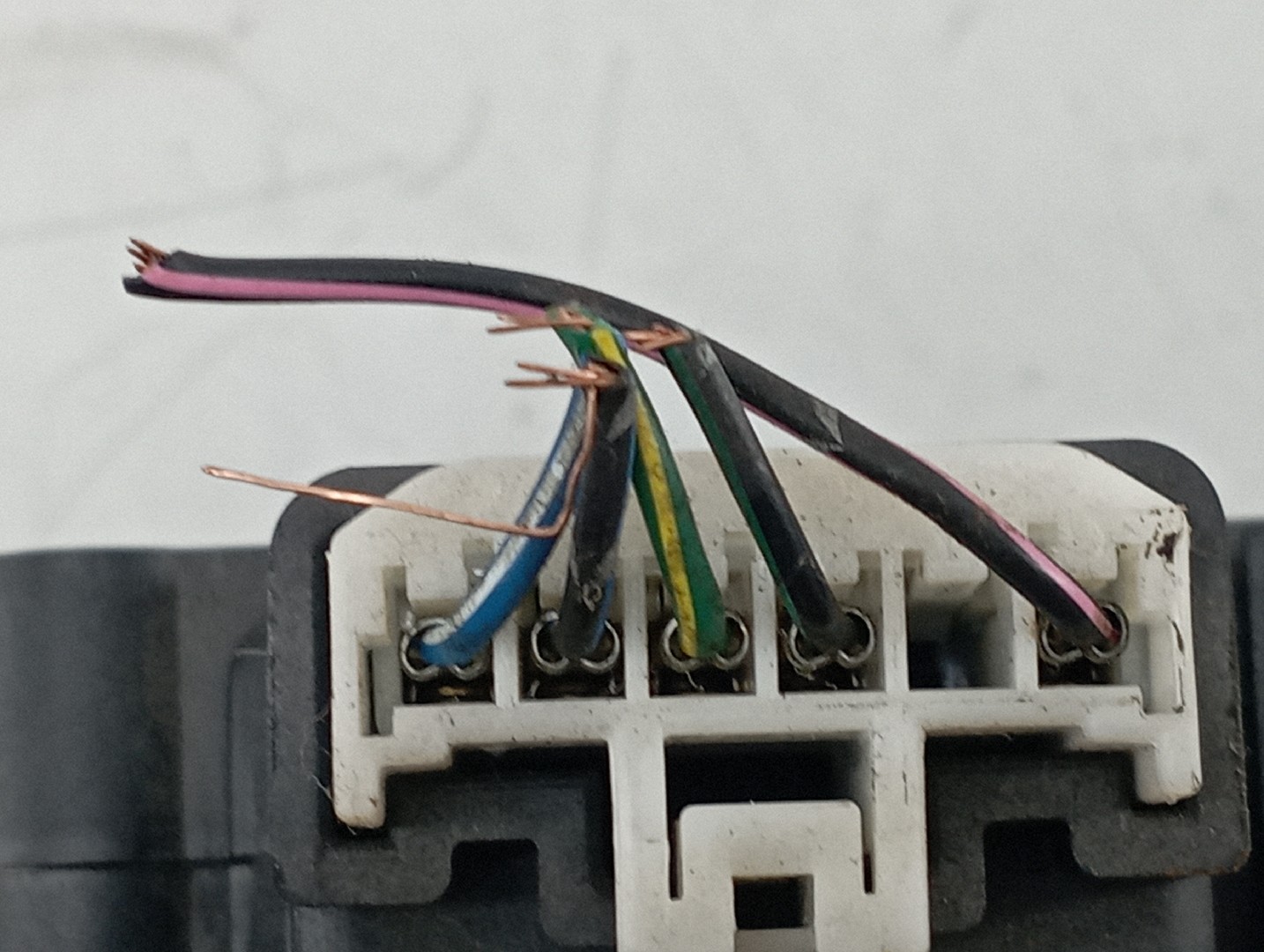 Motores atuadores de sofagem MAZDA 3 (BK) | 03 - 09 Imagem-2