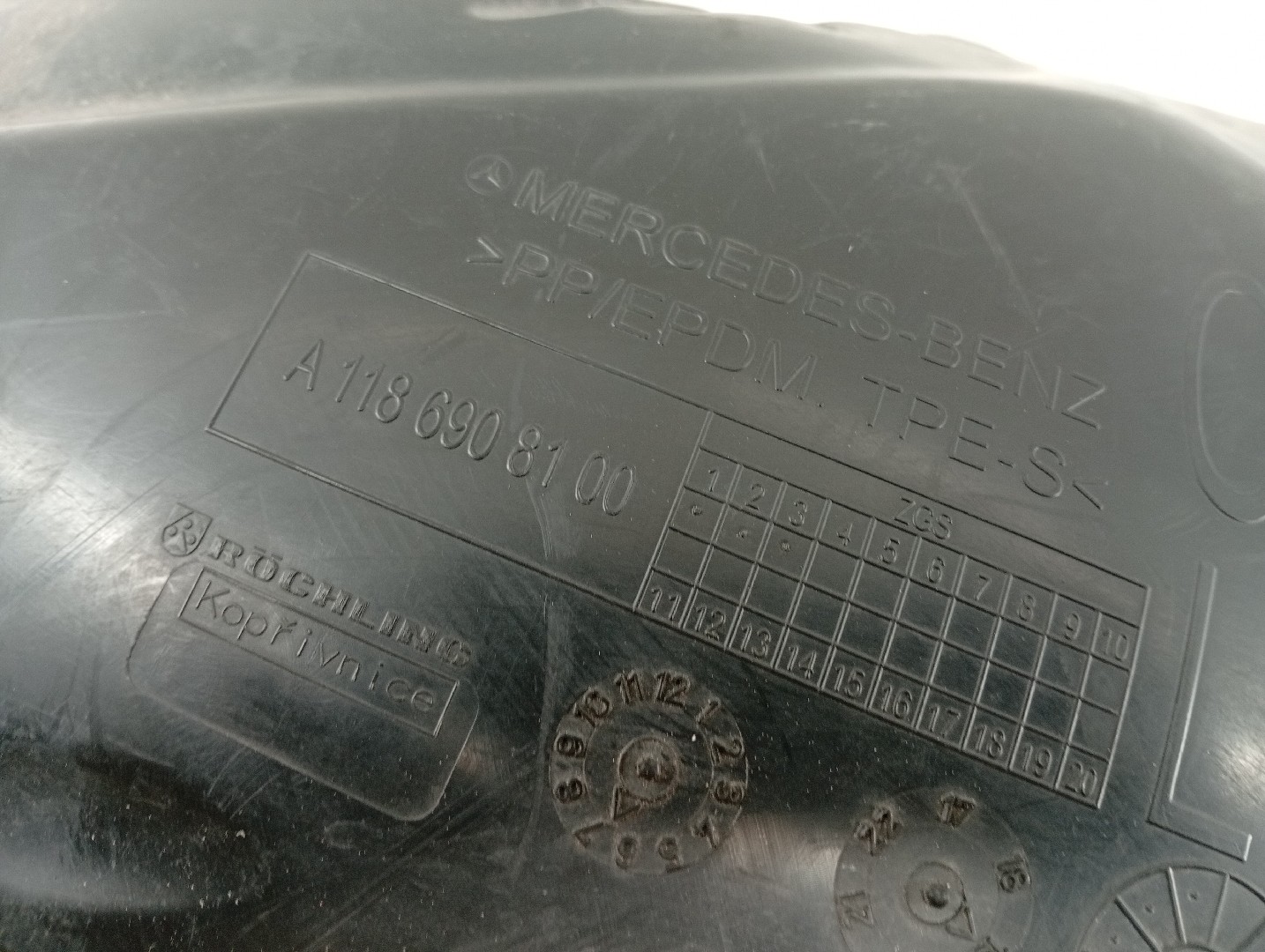 Cava de Roda Frente Esquerda MERCEDES-BENZ CLA (C118) | 19 -  Imagem-1