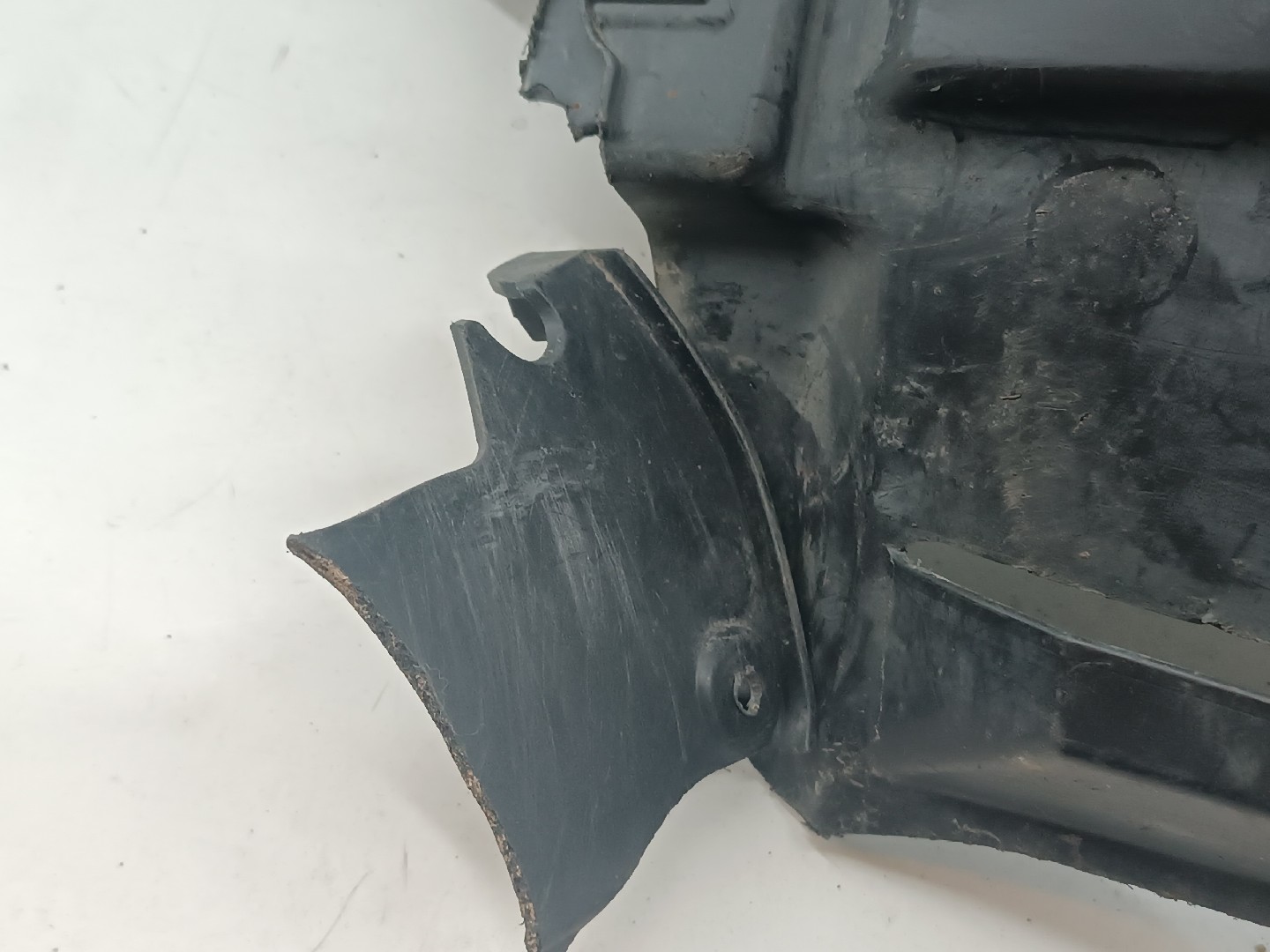 Cava de Roda Frente Esquerda MERCEDES-BENZ CLA (C118) | 19 -  Imagem-3