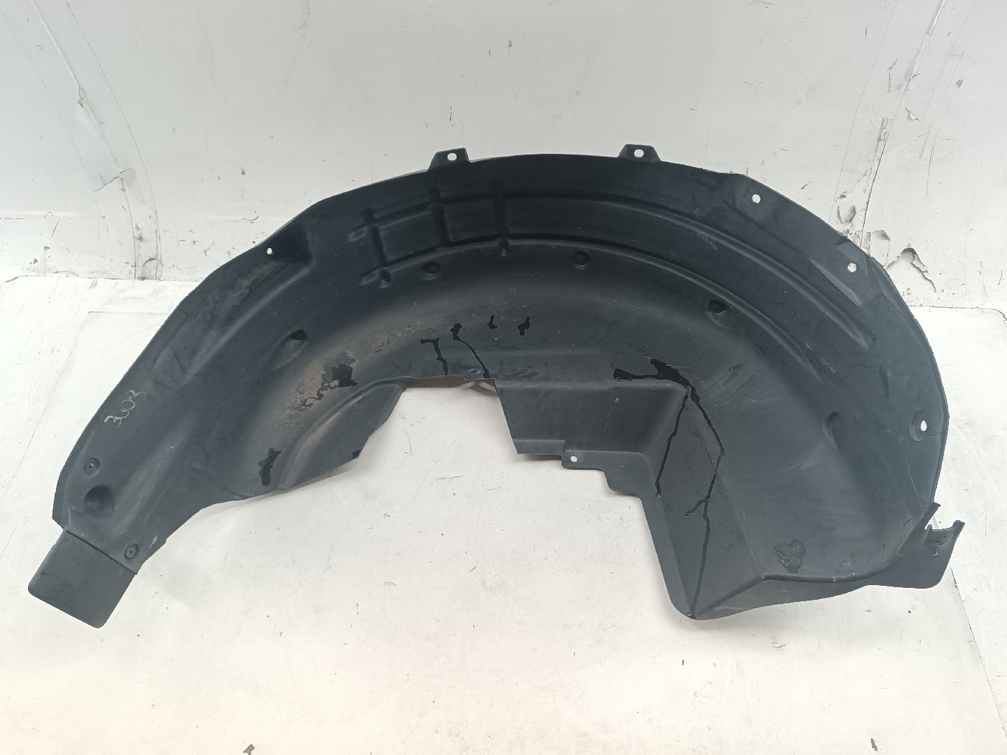 Cava de Roda Traseira Esquerda PEUGEOT 3008 SUV (M_) | 16 - 
