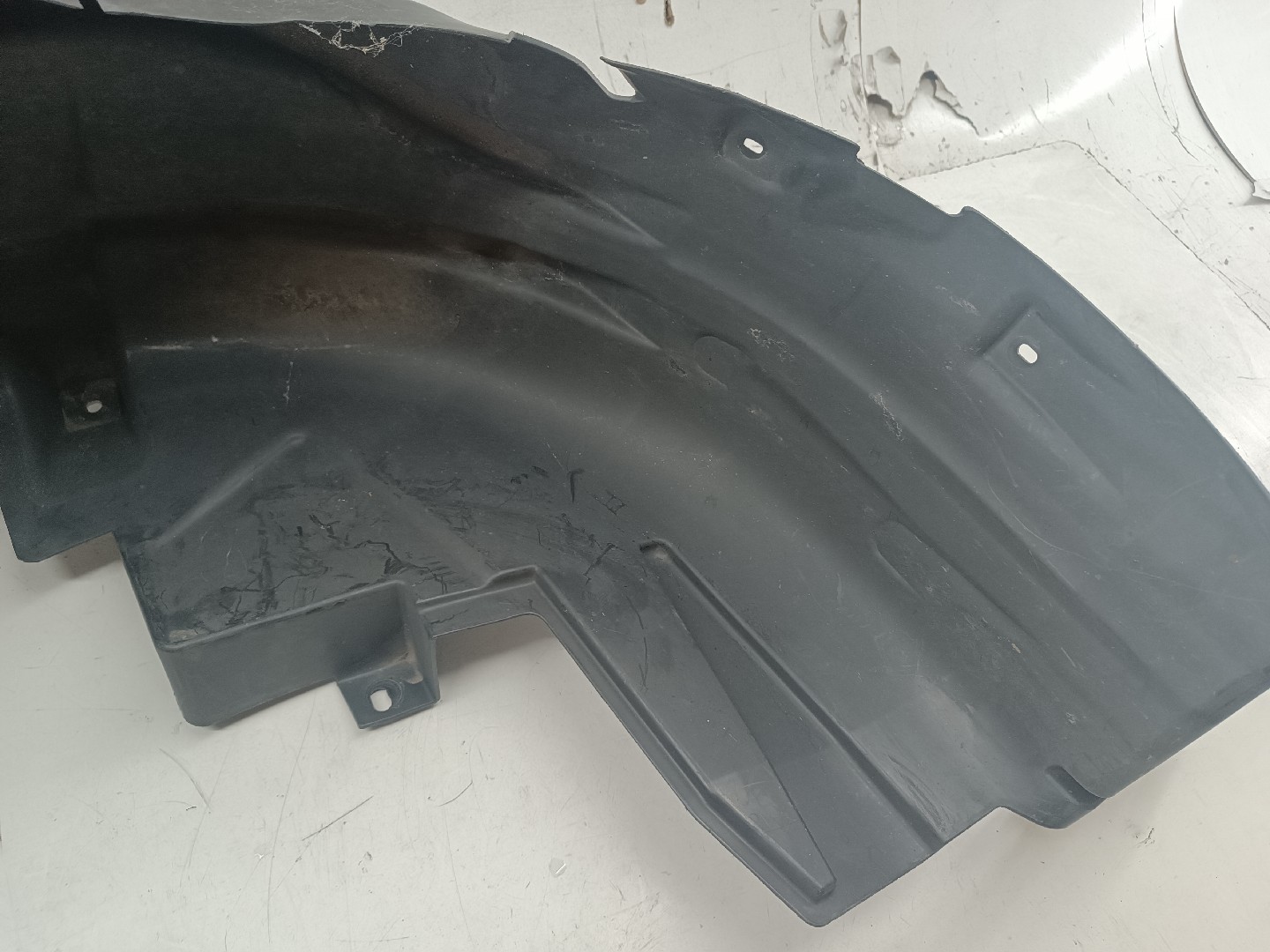 Cava de Roda Traseira Esquerda PEUGEOT 308 III Imagem-2